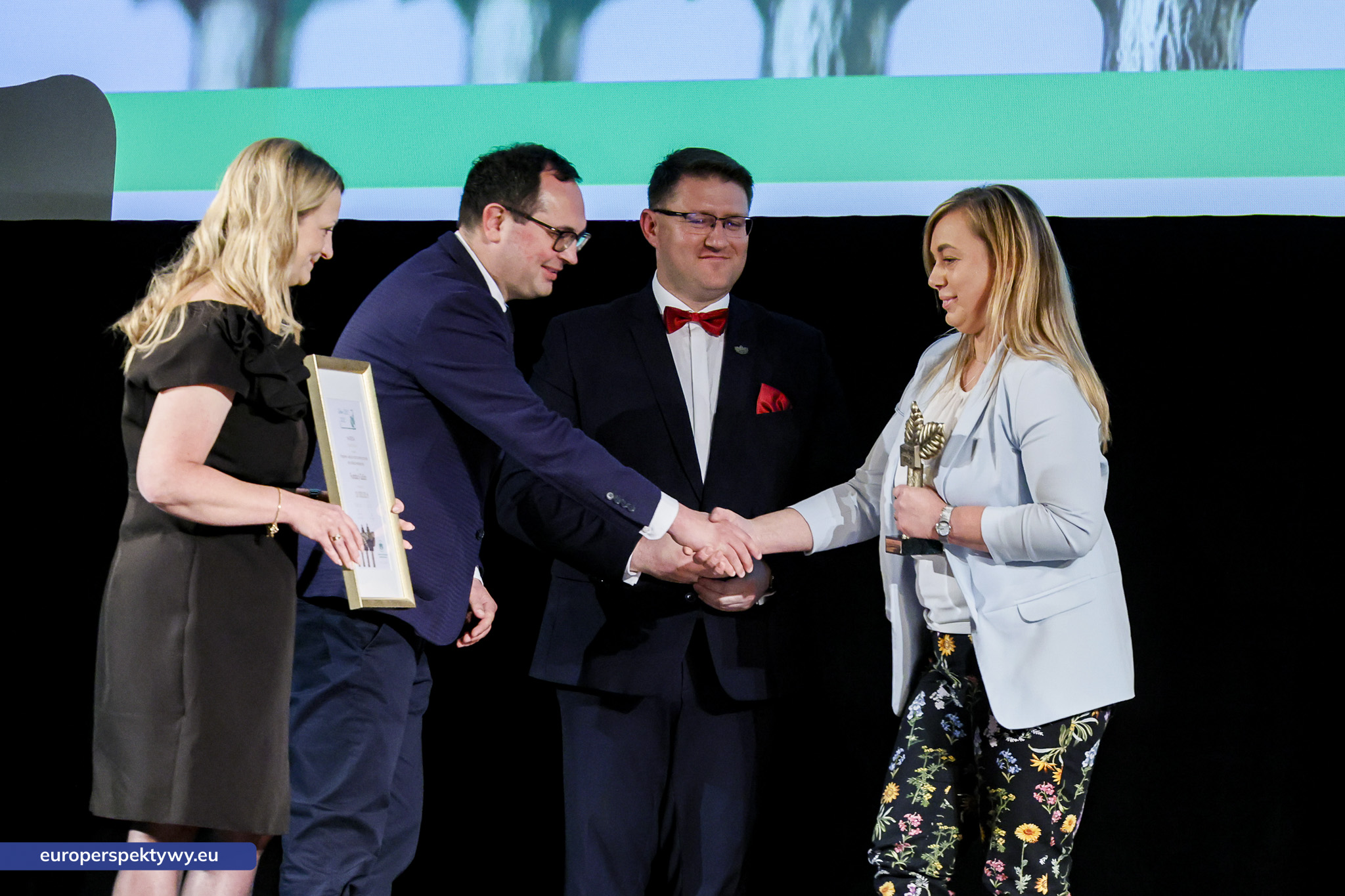 Europerspektywy (150 z 178) Europerspektywy Zielone Czeki 2025 - WFOŚiGW nagrodził liderów ekologii w województwie śląskim