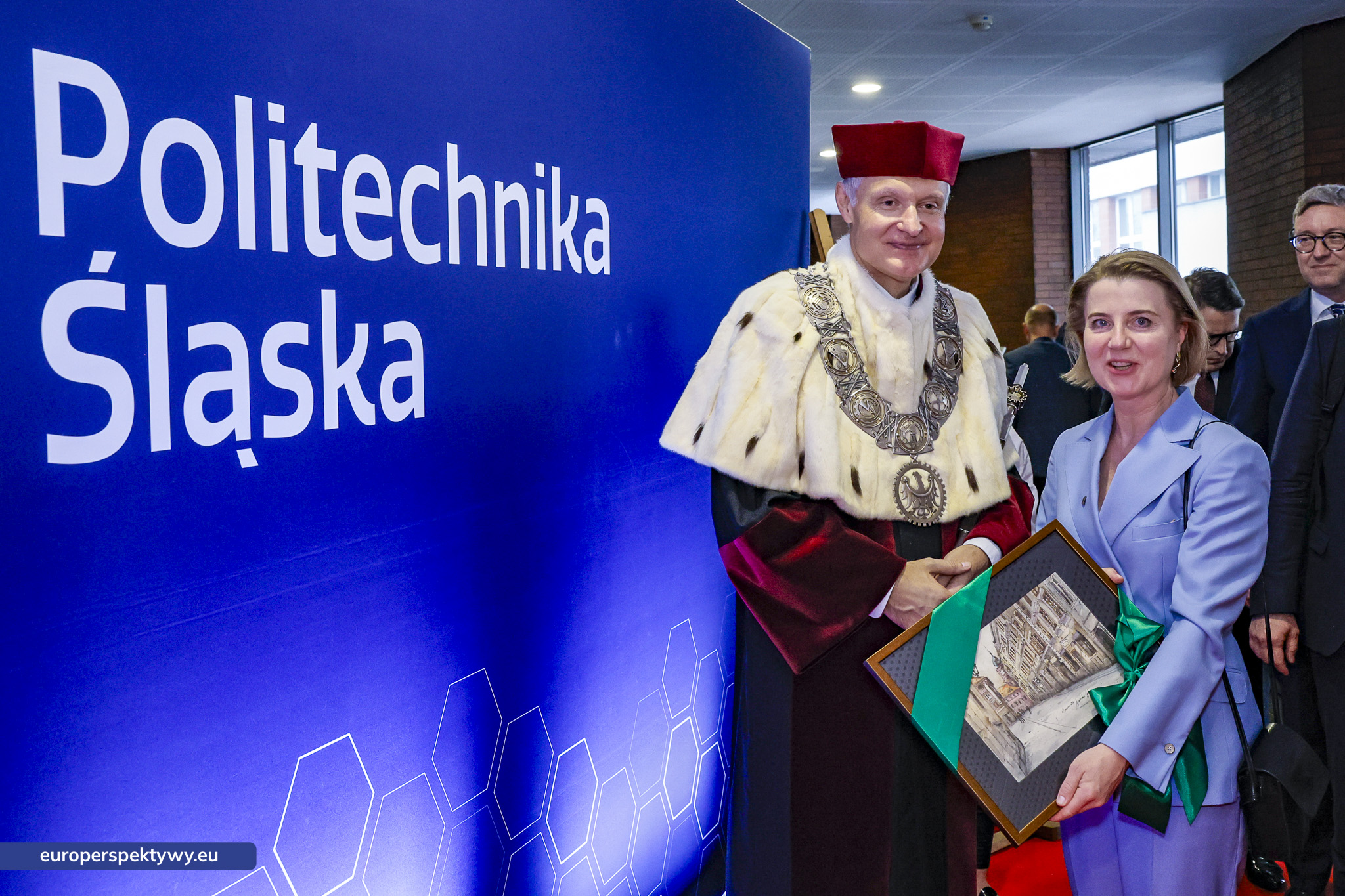 Europerspektywy (190 z 235) Europerspektywy Politechnika Śląska świętuje 80-lecie. Jubileusz uczelni z tradycją i przyszłością