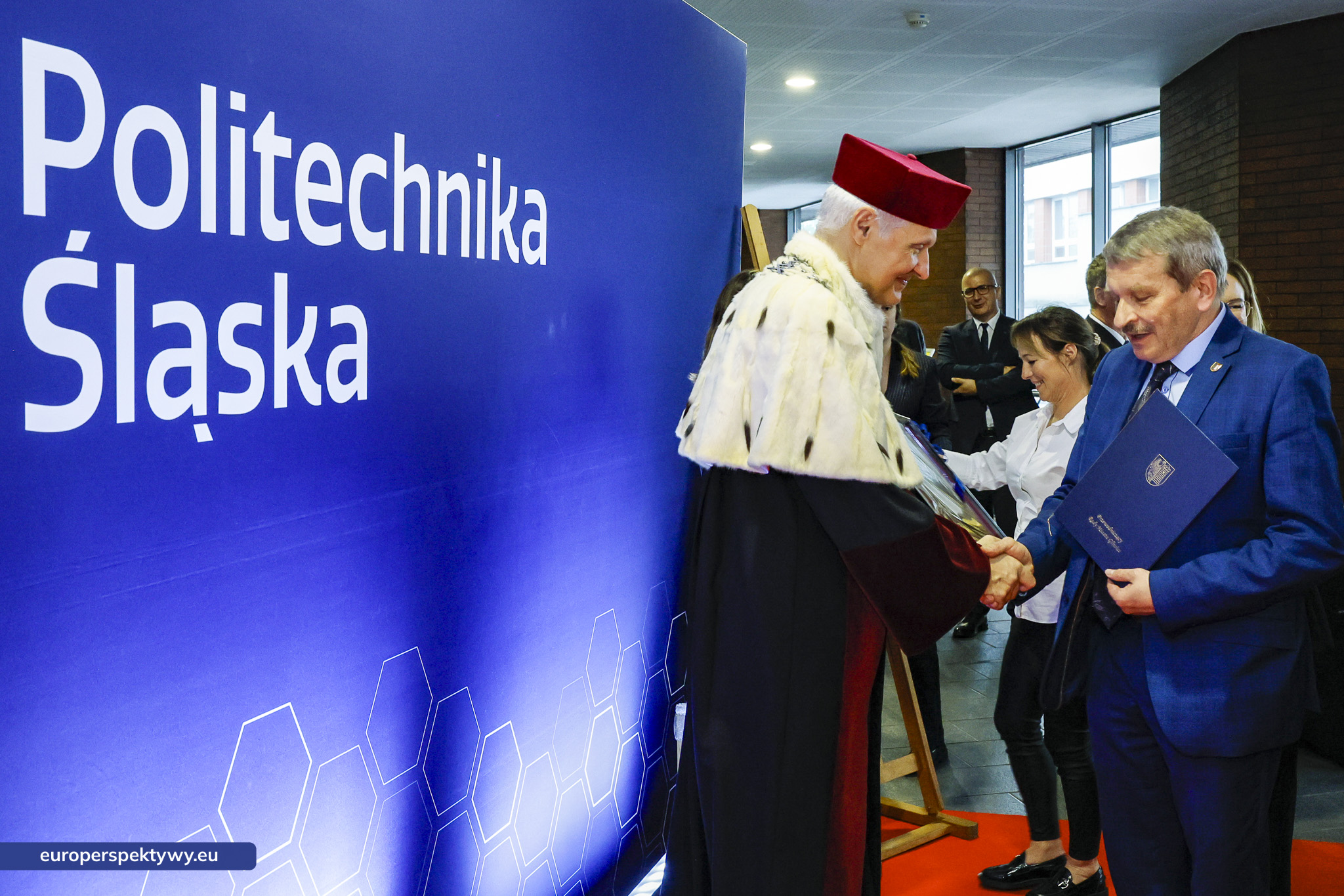 Europerspektywy (220 z 235) Europerspektywy Politechnika Śląska świętuje 80-lecie. Jubileusz uczelni z tradycją i przyszłością