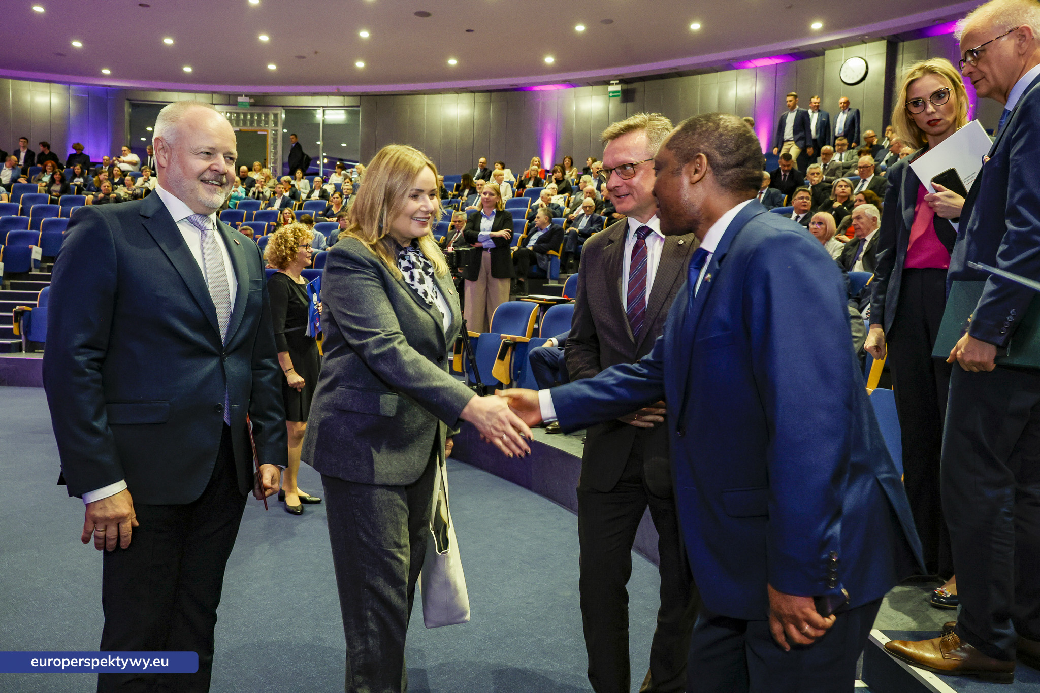 Europerspektywy (3 z 235) Europerspektywy Politechnika Śląska świętuje 80-lecie. Jubileusz uczelni z tradycją i przyszłością