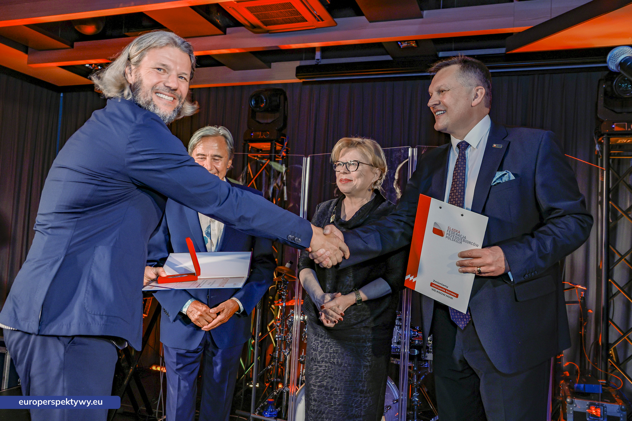 Europerspektywy Medale Firma Odpowiedzialna Społecznie: Śląska Federacja Przedsiębiorców Polskich wyróżnia liderów odpowiedzialnego biznesu