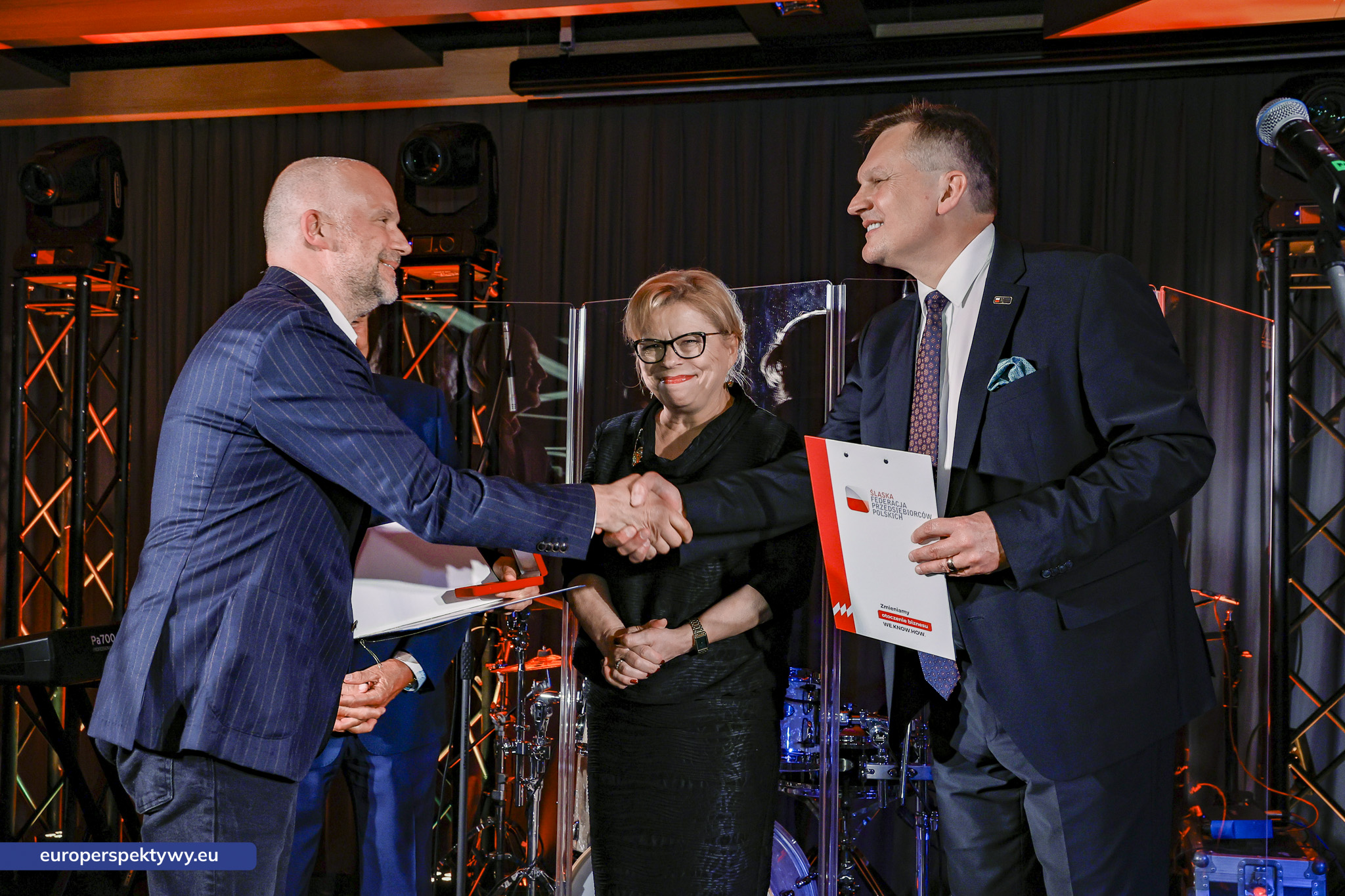 Europerspektywy Medale Firma Odpowiedzialna Społecznie: Śląska Federacja Przedsiębiorców Polskich wyróżnia liderów odpowiedzialnego biznesu