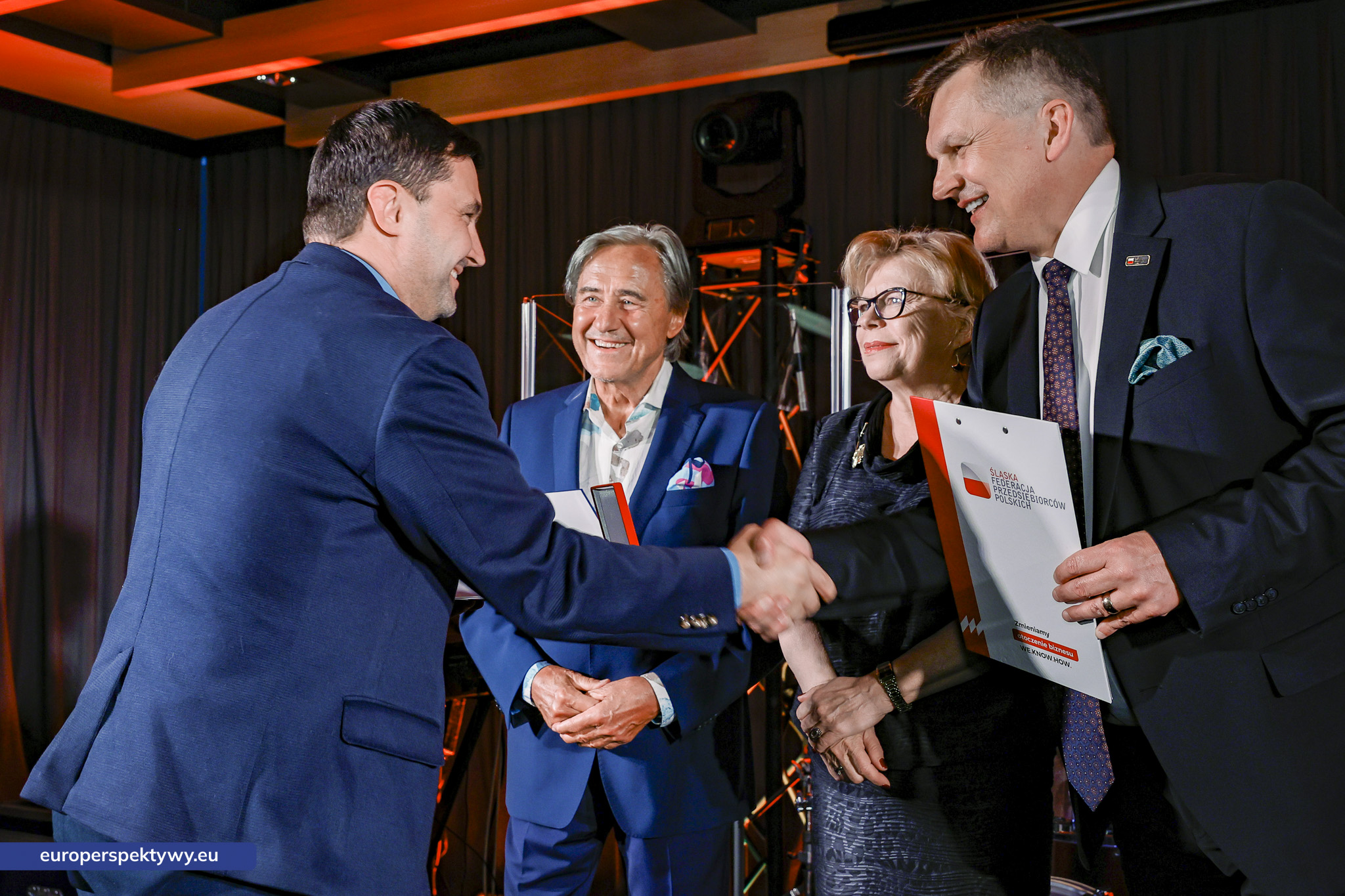 Europerspektywy Medale Firma Odpowiedzialna Społecznie: Śląska Federacja Przedsiębiorców Polskich wyróżnia liderów odpowiedzialnego biznesu