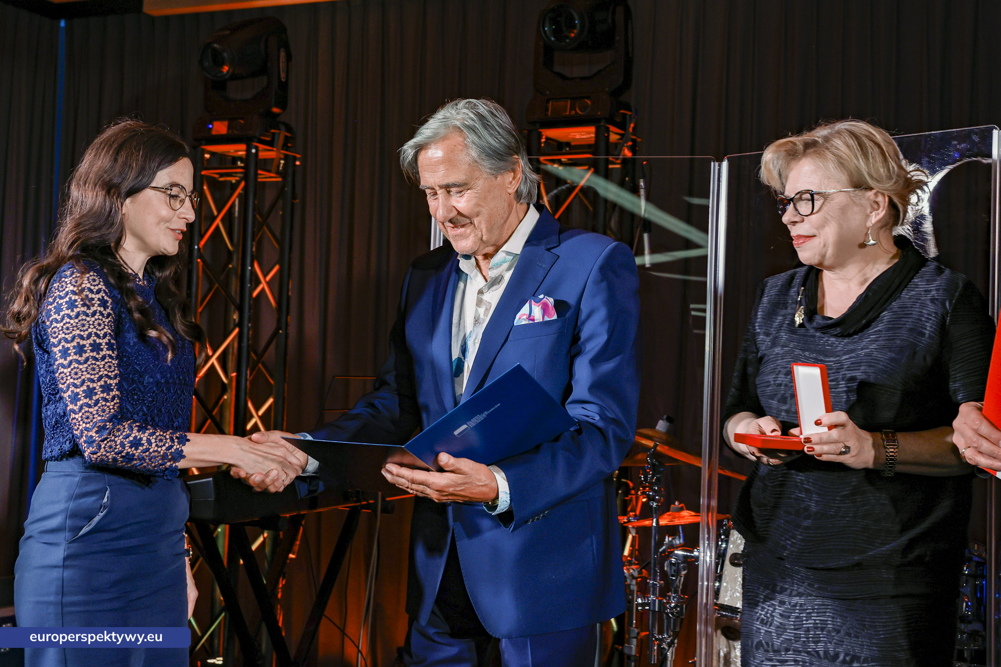 Europerspektywy Medale Firma Odpowiedzialna Społecznie: Śląska Federacja Przedsiębiorców Polskich wyróżnia liderów odpowiedzialnego biznesu