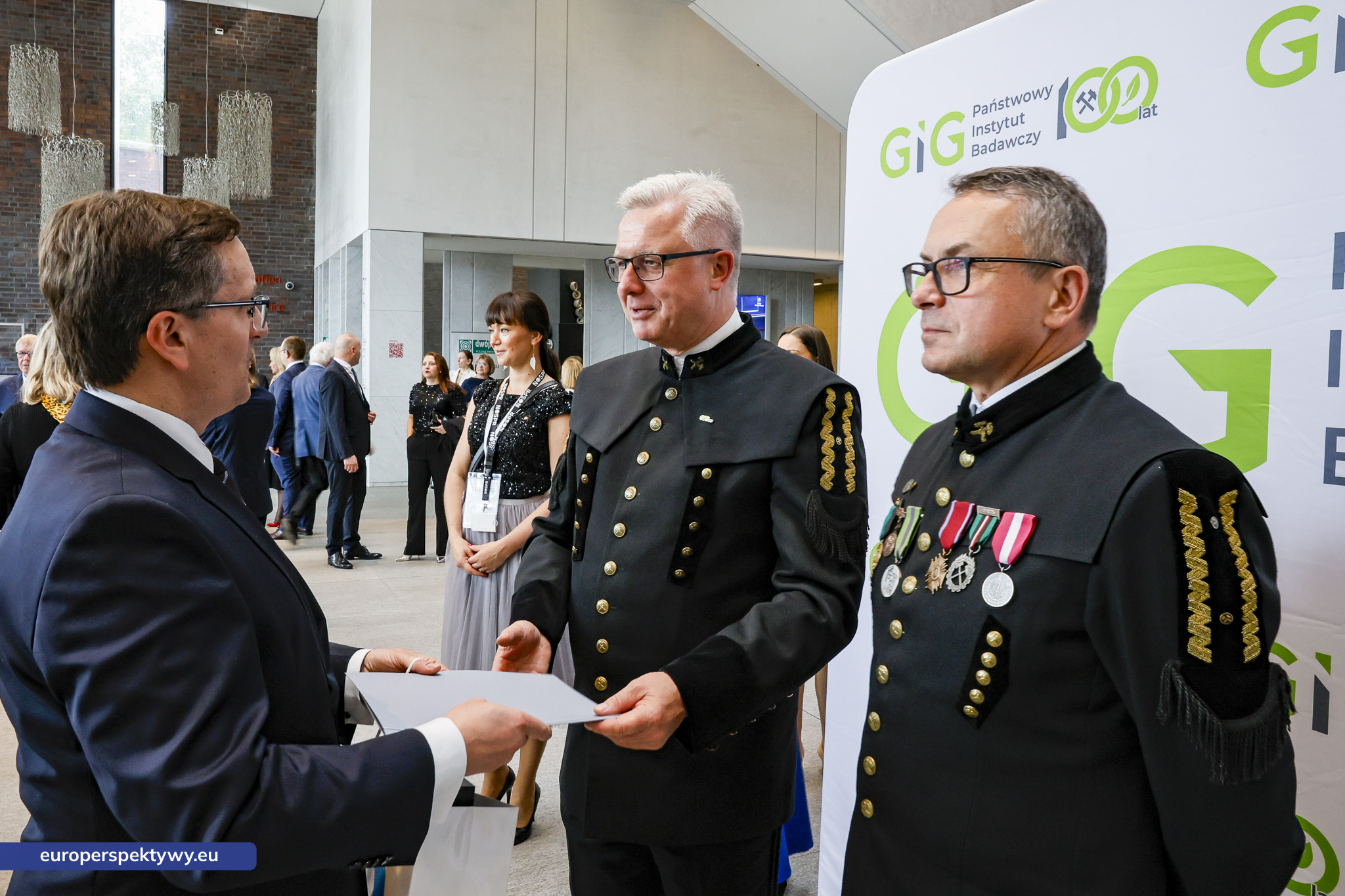 Europerspektywy (13 z 245) Europerspektywy Jubileusz 100-lecia GIG-PIB. Instytut z historią, który buduje przyszłość