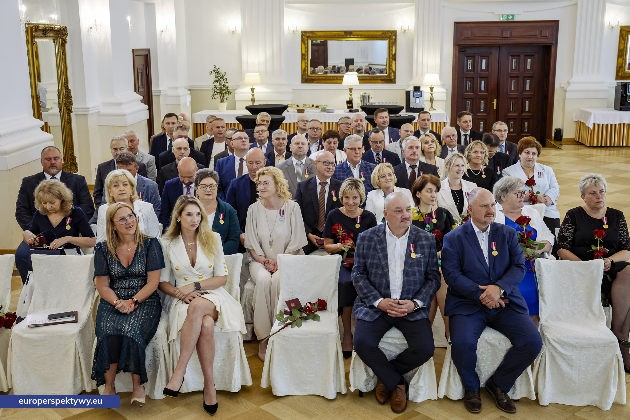 Europerspektywy Huta Pokój zorganizowała uroczystość wręczenia Medali za Długoletnią Służbę