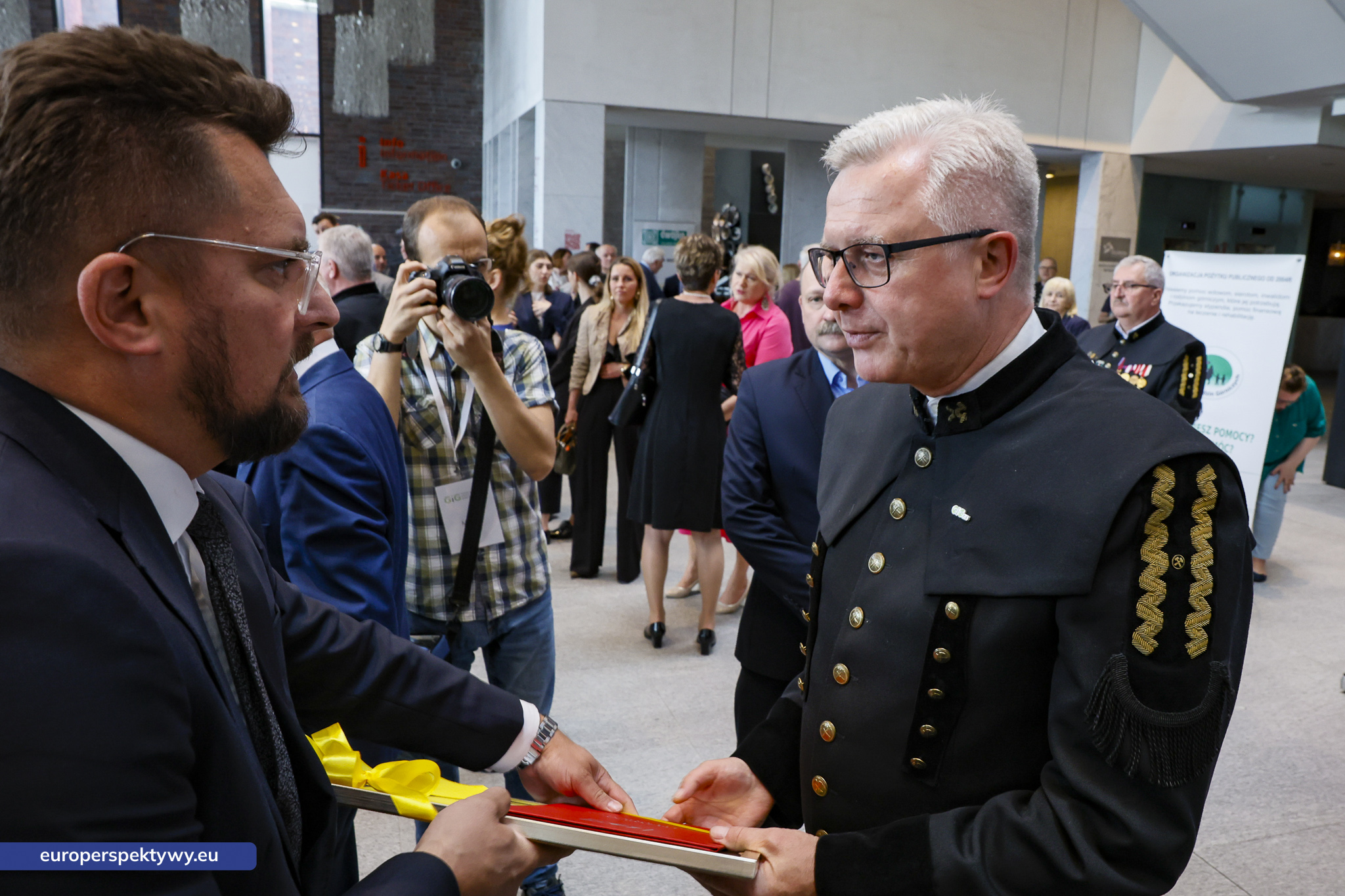 Europerspektywy (36 z 245) Europerspektywy Jubileusz 100-lecia GIG-PIB. Instytut z historią, który buduje przyszłość