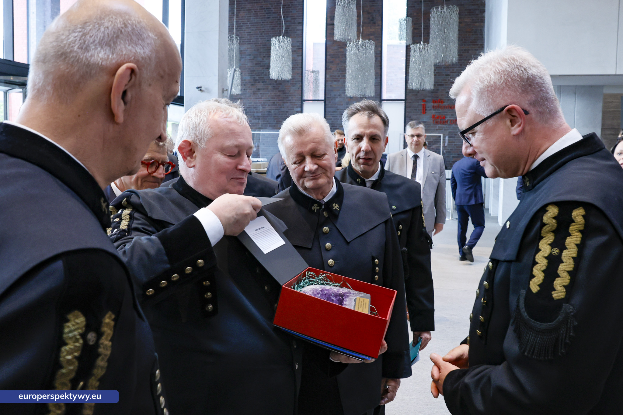 Europerspektywy (69 z 245) Europerspektywy Jubileusz 100-lecia GIG-PIB. Instytut z historią, który buduje przyszłość