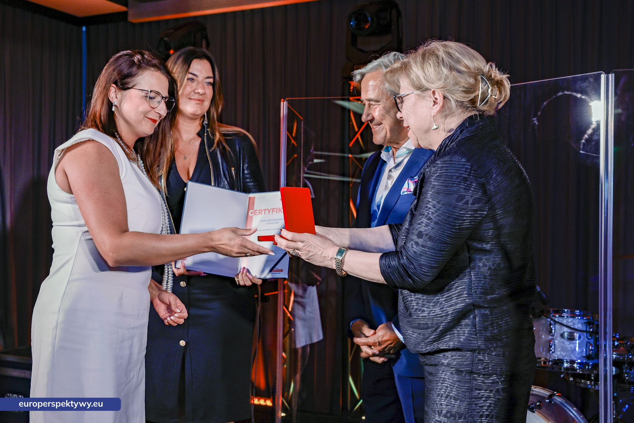 Europerspektywy Medale Firma Odpowiedzialna Społecznie: Śląska Federacja Przedsiębiorców Polskich wyróżnia liderów odpowiedzialnego biznesu