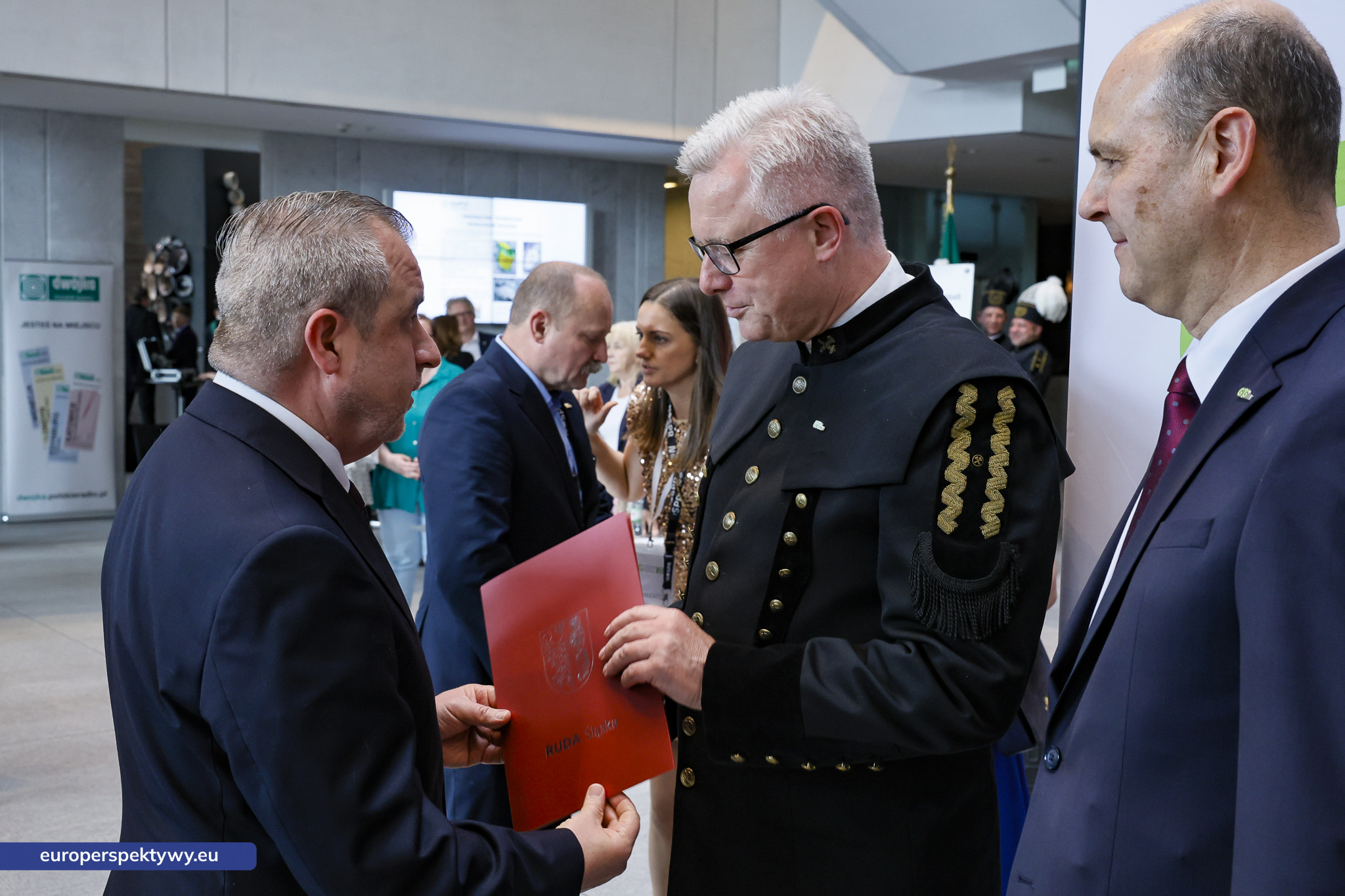 Europerspektywy (88 z 245) Europerspektywy Jubileusz 100-lecia GIG-PIB. Instytut z historią, który buduje przyszłość