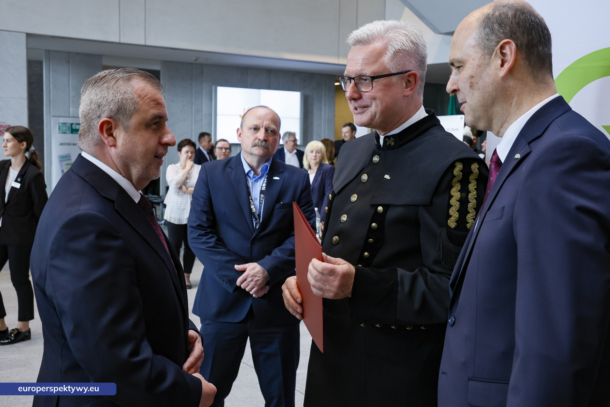 Europerspektywy (89 z 245) Europerspektywy Jubileusz 100-lecia GIG-PIB. Instytut z historią, który buduje przyszłość