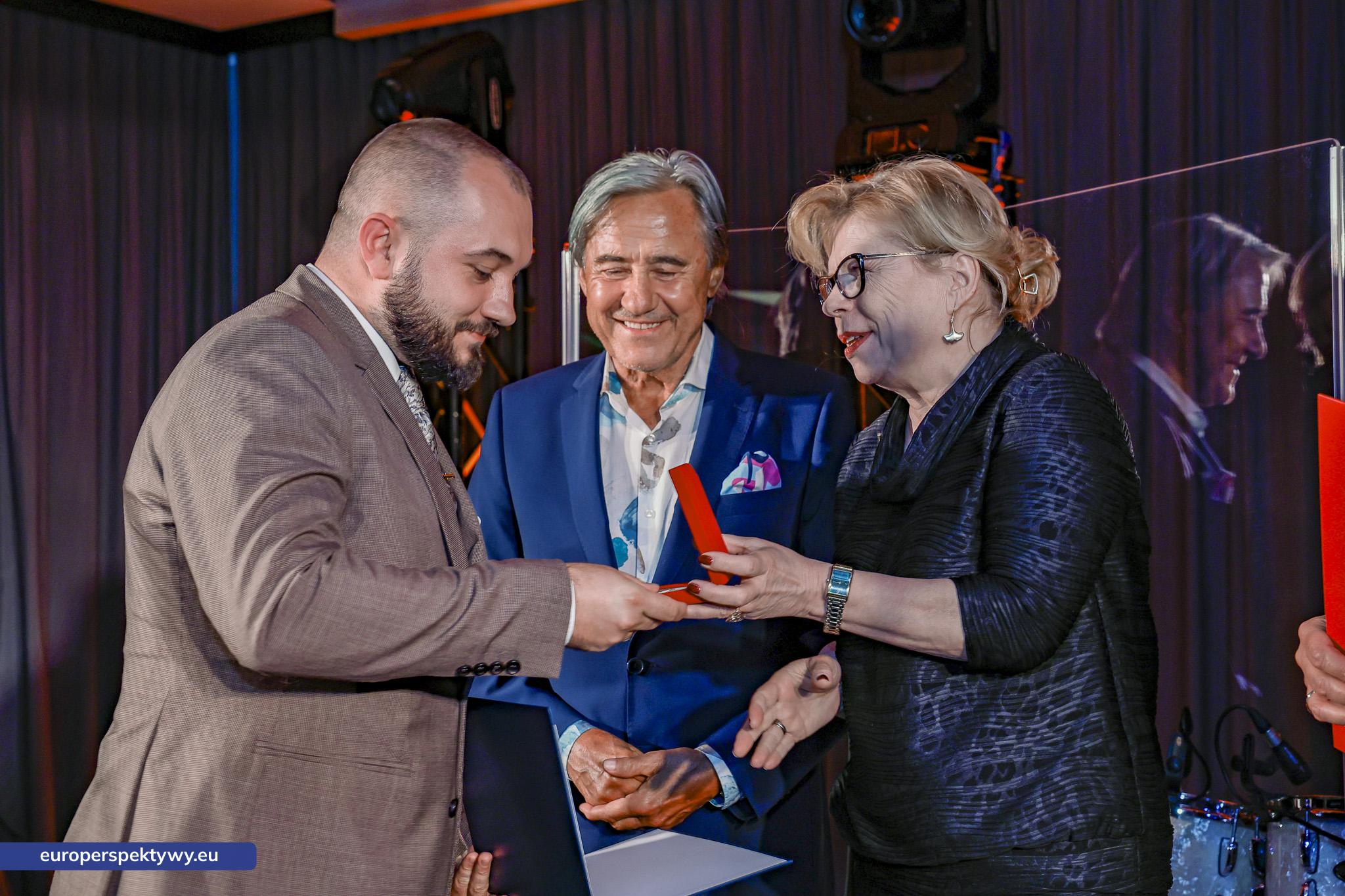 Europerspektywy Medale Firma Odpowiedzialna Społecznie: Śląska Federacja Przedsiębiorców Polskich wyróżnia liderów odpowiedzialnego biznesu