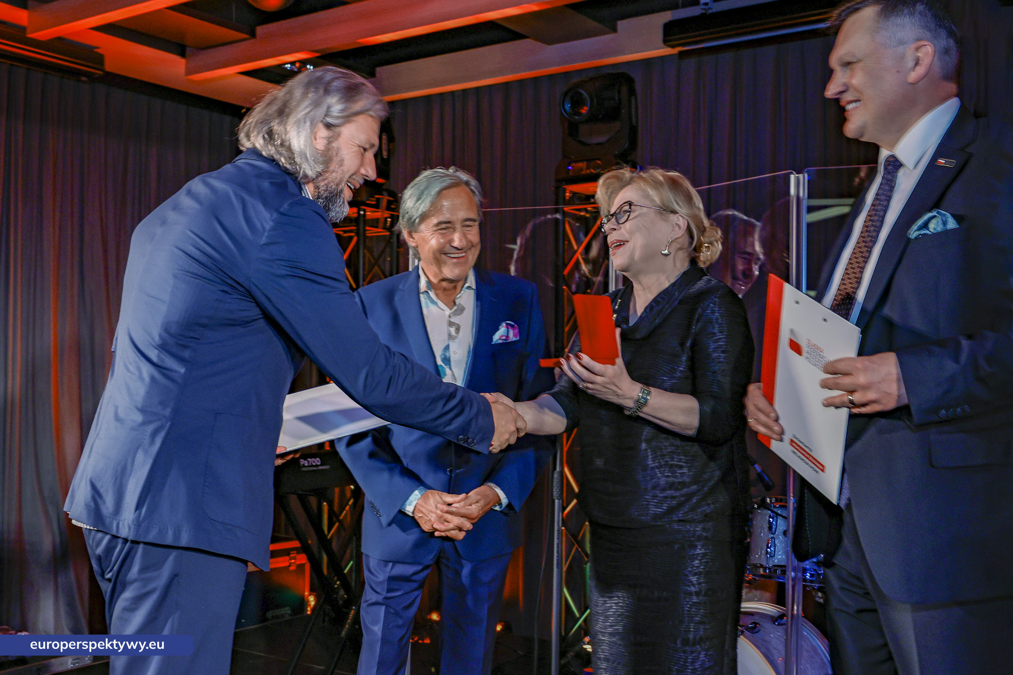 Europerspektywy Medale Firma Odpowiedzialna Społecznie: Śląska Federacja Przedsiębiorców Polskich wyróżnia liderów odpowiedzialnego biznesu