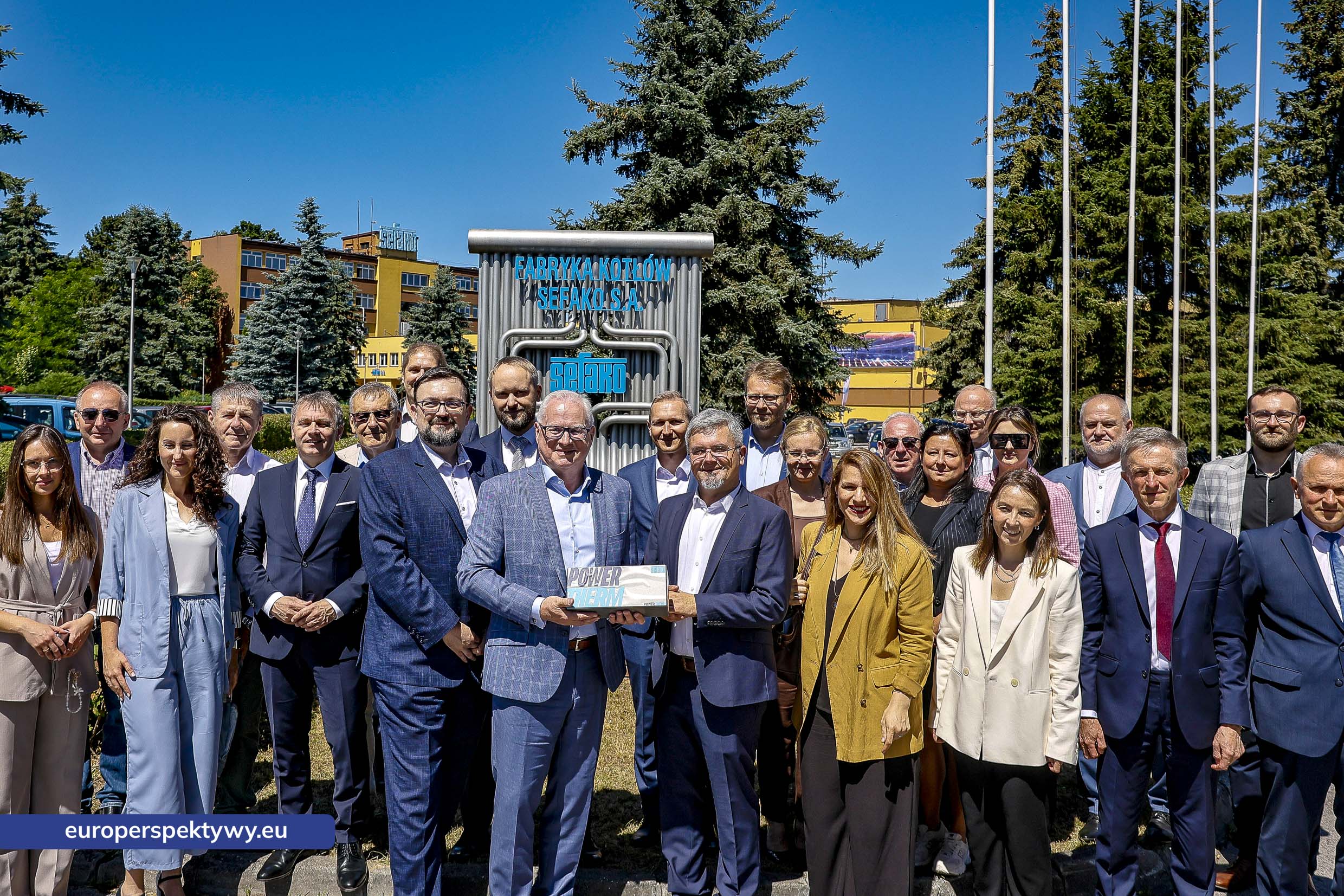 Europerspektywy-1142 Europerspektywy Fabryka Kotłów Sefako S.A. – podpisanie umowy licencyjnej z E2S Power na produkcję magazynów energii cieplnej