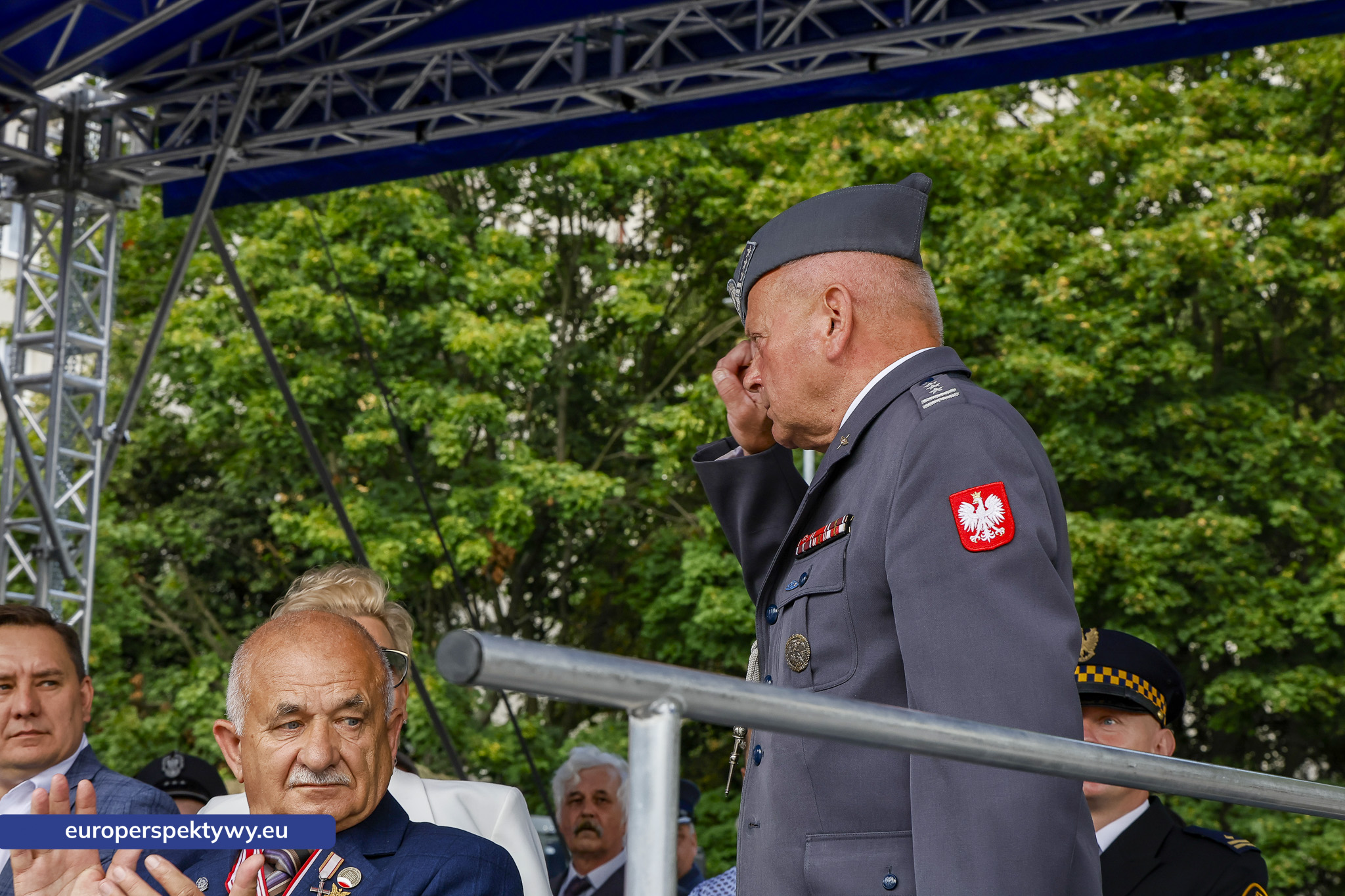 Europerspektywy-100 Europerspektywy Wojewódzkie Obchody Święta Wojska Polskiego w Katowicach – defilada, apel i piknik militarny