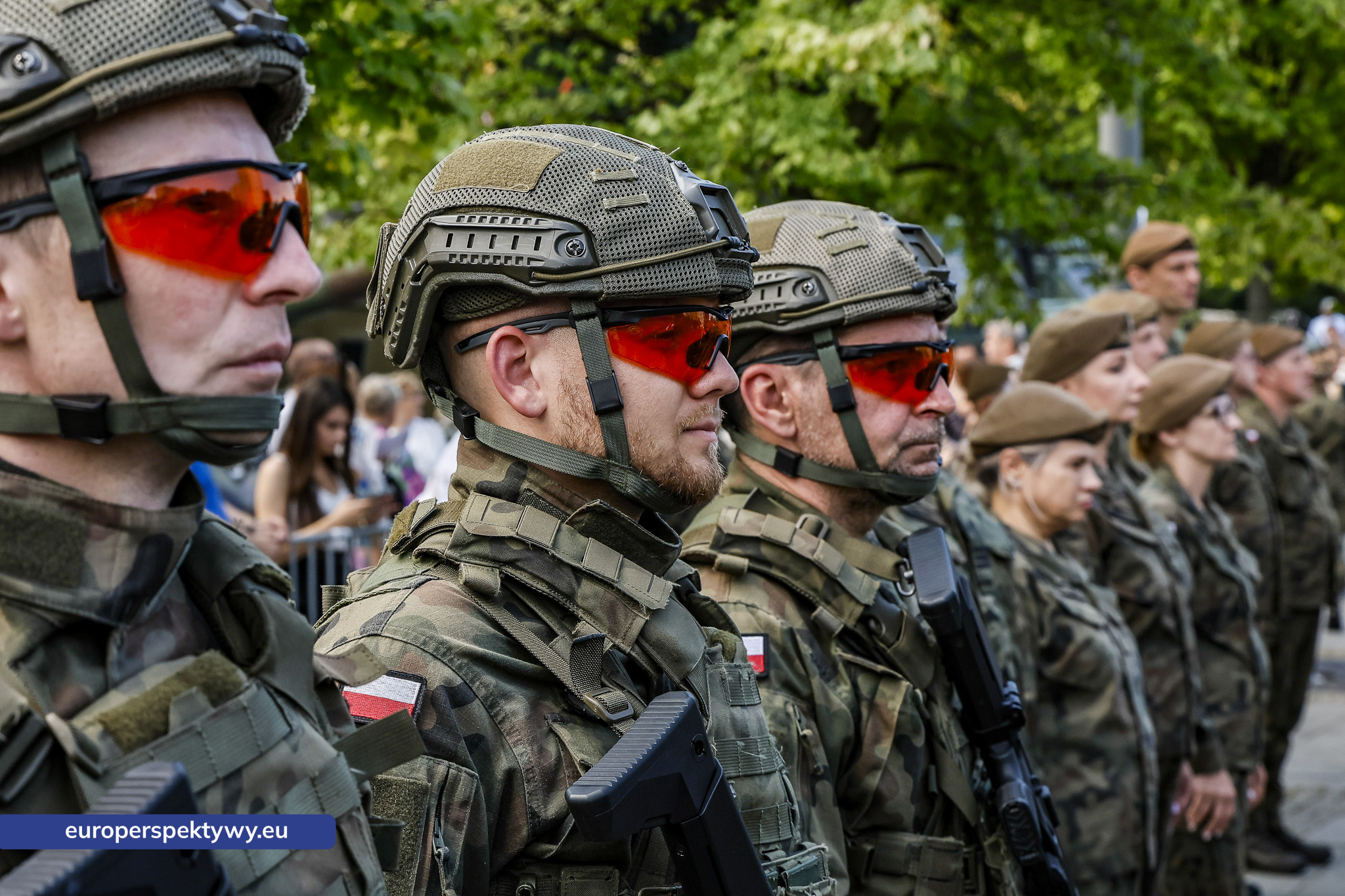 Europerspektywy-118 Europerspektywy Wojewódzkie Obchody Święta Wojska Polskiego w Katowicach – defilada, apel i piknik militarny