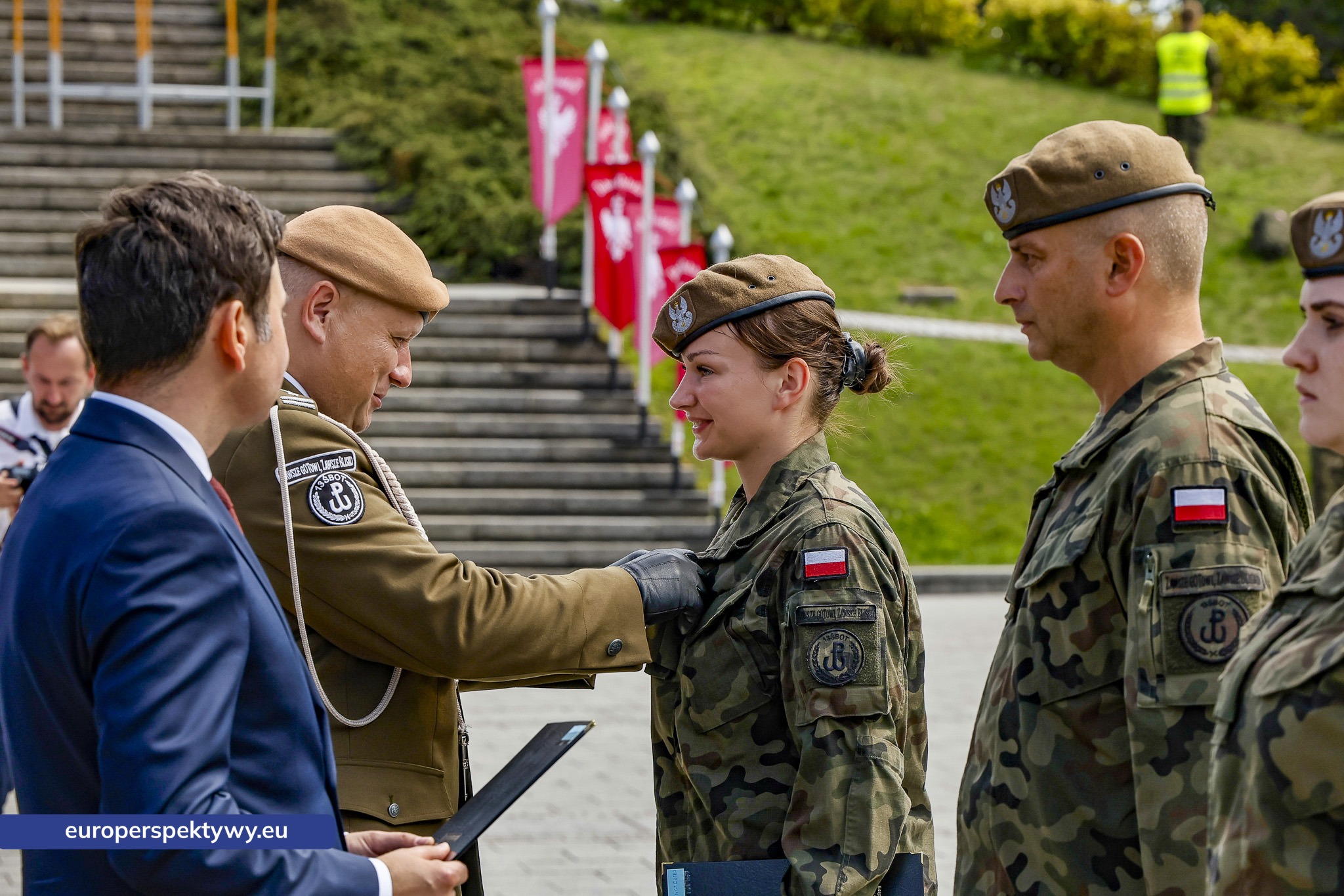 Europerspektywy-132 Europerspektywy Wojewódzkie Obchody Święta Wojska Polskiego w Katowicach – defilada, apel i piknik militarny