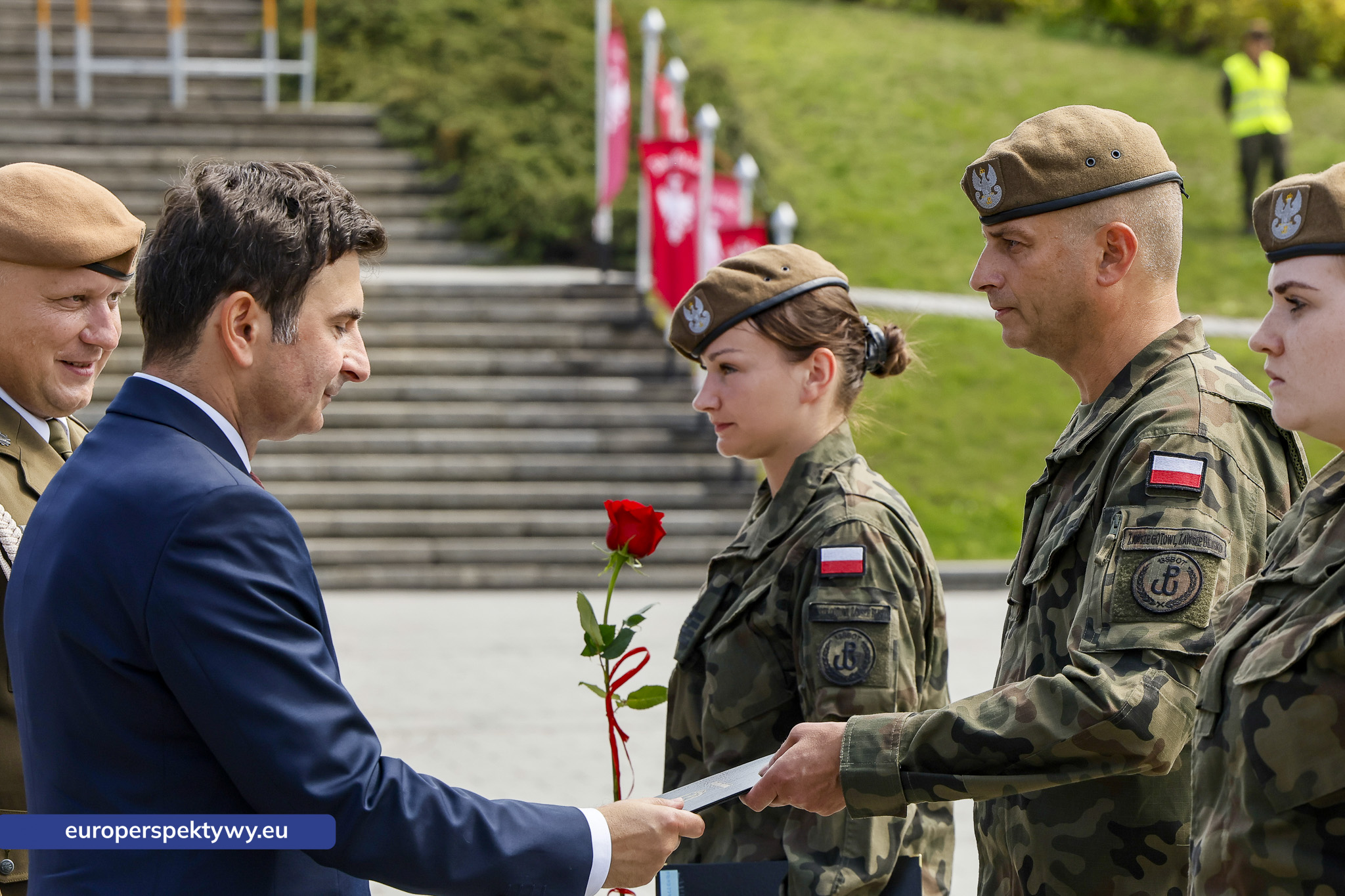 Europerspektywy-133 Europerspektywy Wojewódzkie Obchody Święta Wojska Polskiego w Katowicach – defilada, apel i piknik militarny