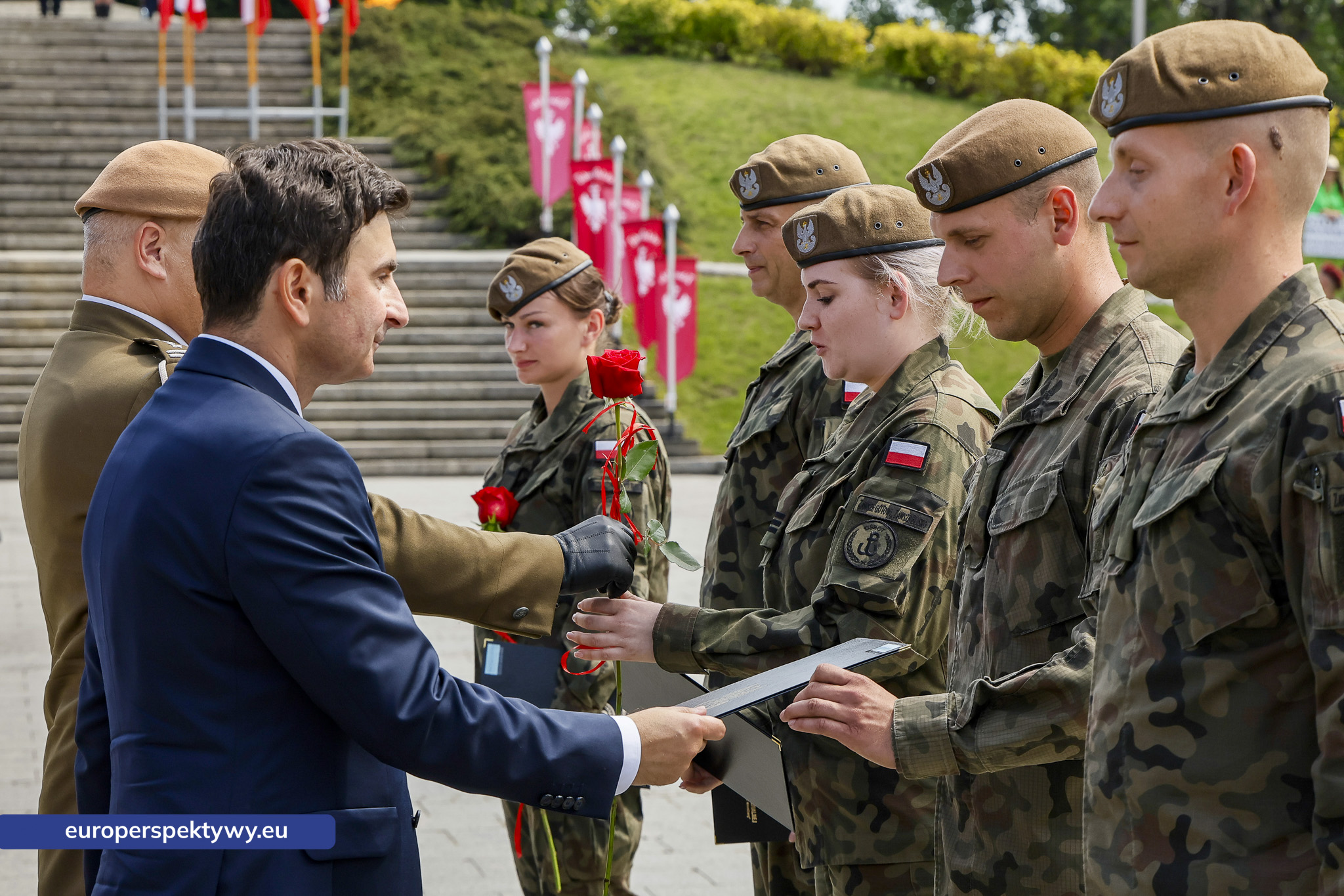 Europerspektywy-137 Europerspektywy Wojewódzkie Obchody Święta Wojska Polskiego w Katowicach – defilada, apel i piknik militarny