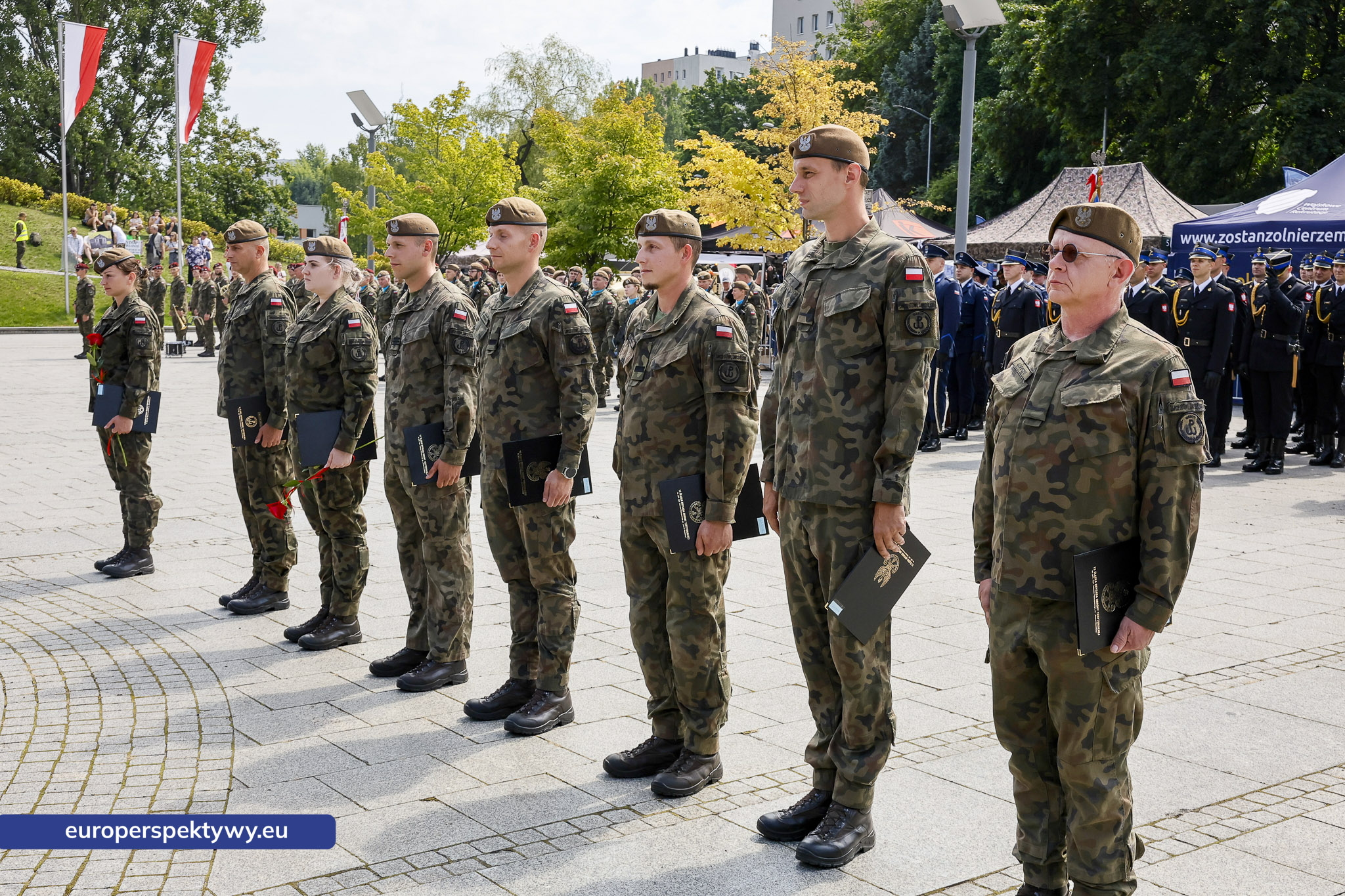 Europerspektywy-146 Europerspektywy Wojewódzkie Obchody Święta Wojska Polskiego w Katowicach – defilada, apel i piknik militarny