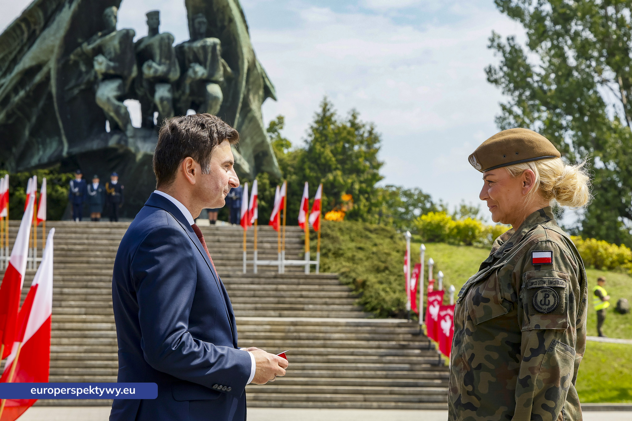 Europerspektywy-150 Europerspektywy Wojewódzkie Obchody Święta Wojska Polskiego w Katowicach – defilada, apel i piknik militarny