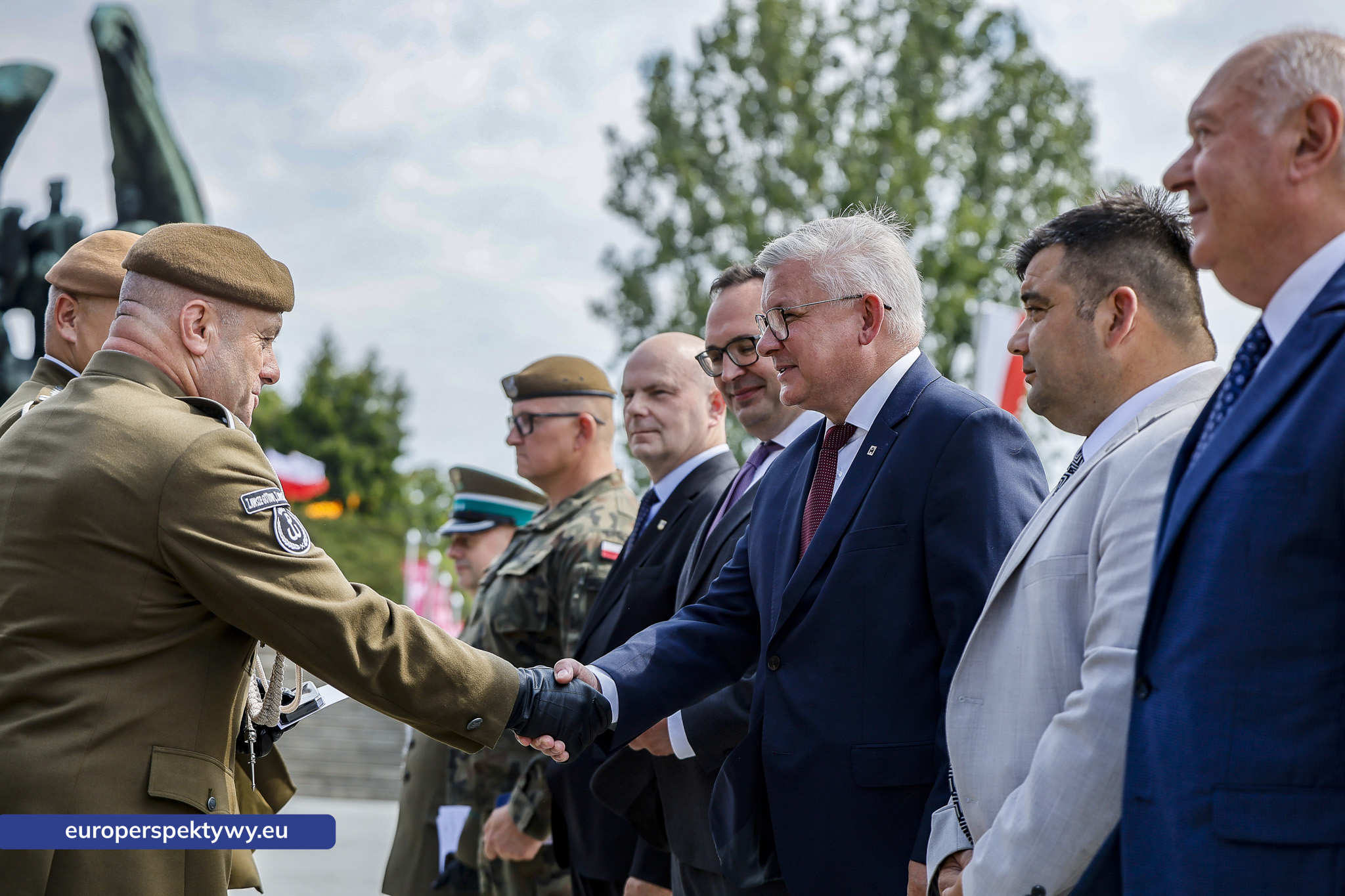 Europerspektywy-171 Europerspektywy Wojewódzkie Obchody Święta Wojska Polskiego w Katowicach – defilada, apel i piknik militarny