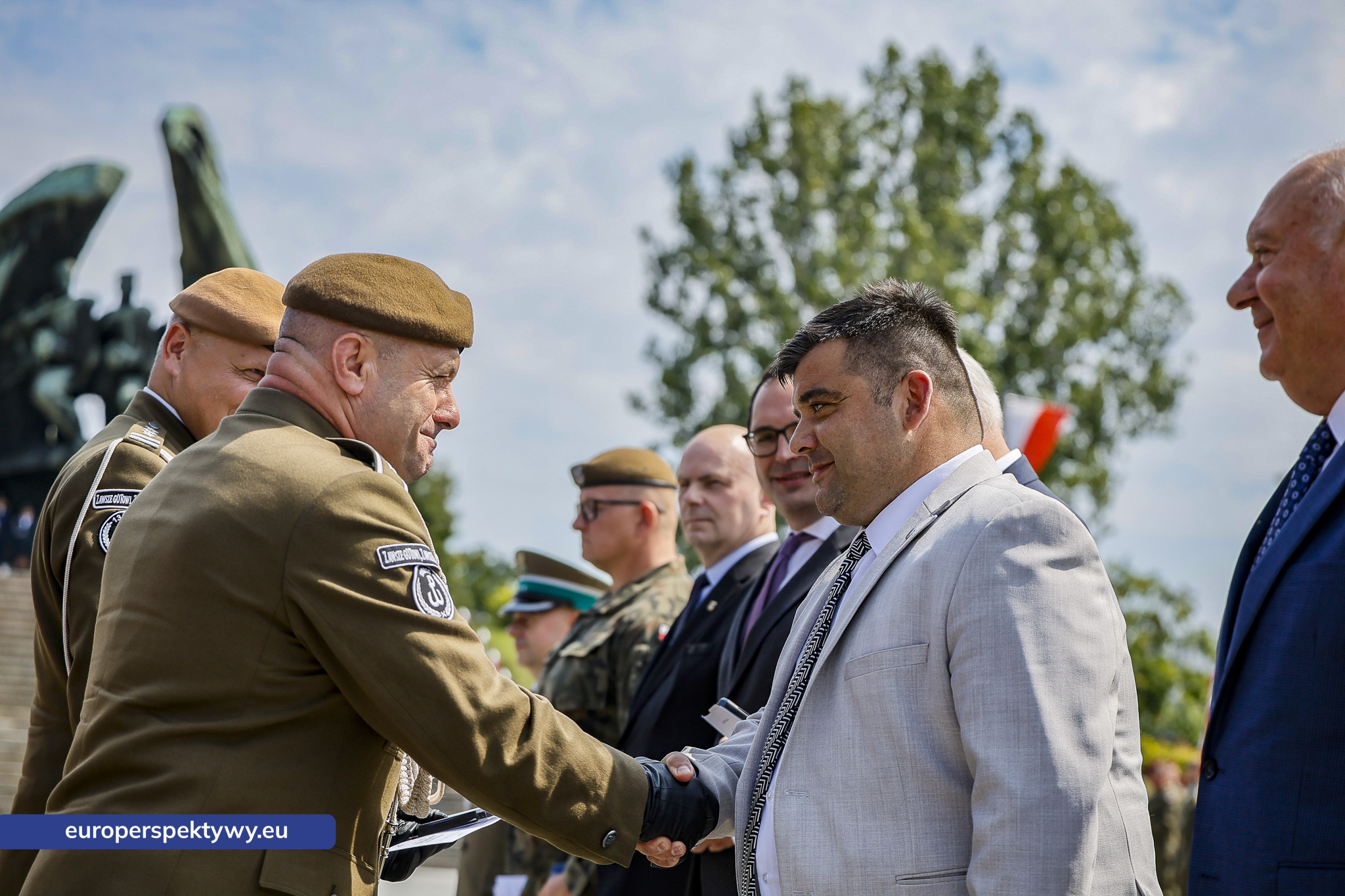 Europerspektywy-174 Europerspektywy Wojewódzkie Obchody Święta Wojska Polskiego w Katowicach – defilada, apel i piknik militarny