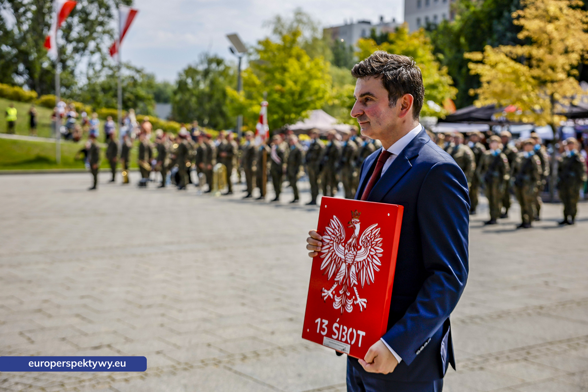 Europerspektywy-189 Europerspektywy Wojewódzkie Obchody Święta Wojska Polskiego w Katowicach – defilada, apel i piknik militarny
