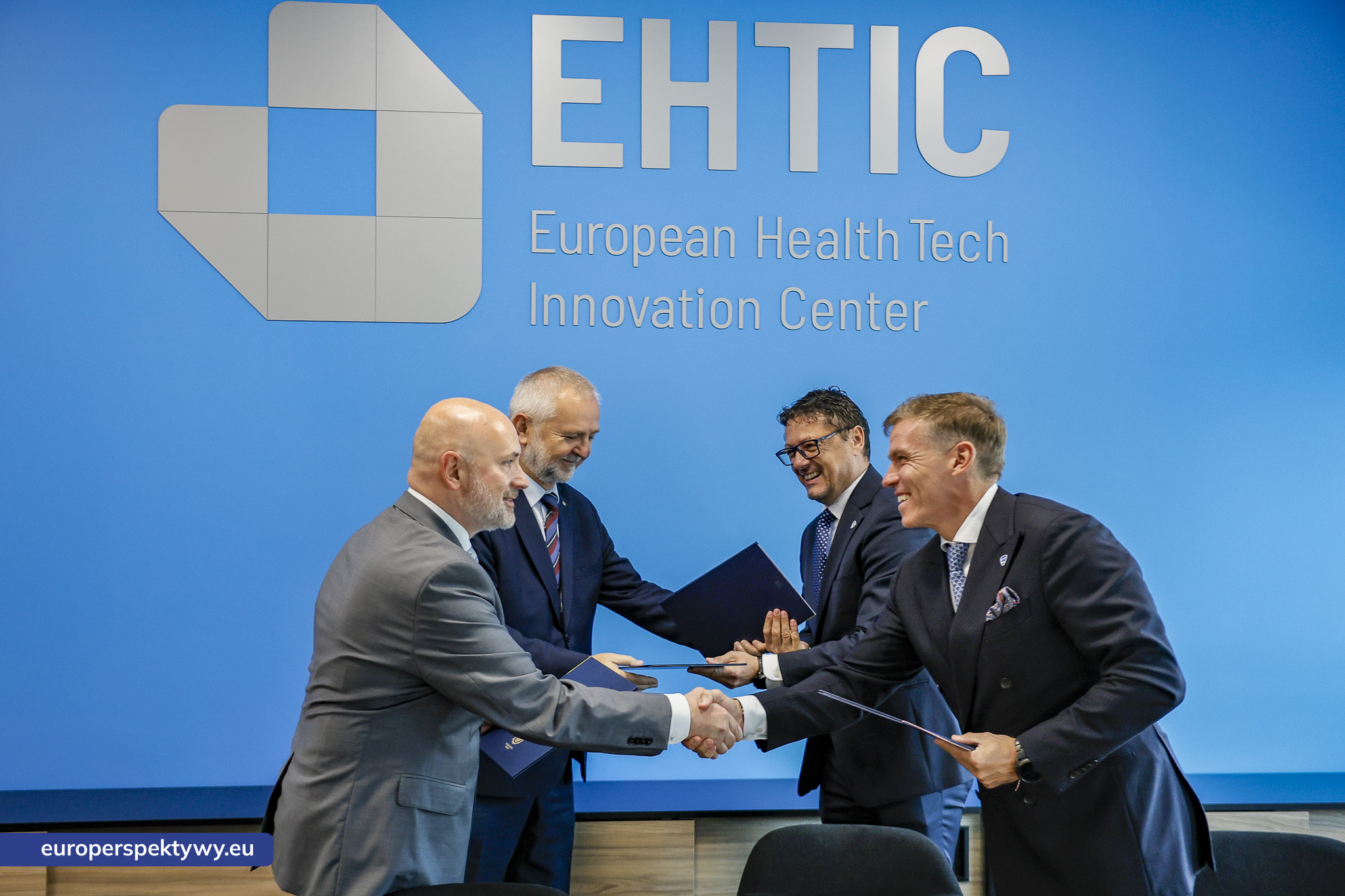 Europerspektywy-19 Europerspektywy Nowy rozdział w polskiej chirurgii – Centrum Kompetencji Chirurgii Robotycznej w Zabrzu