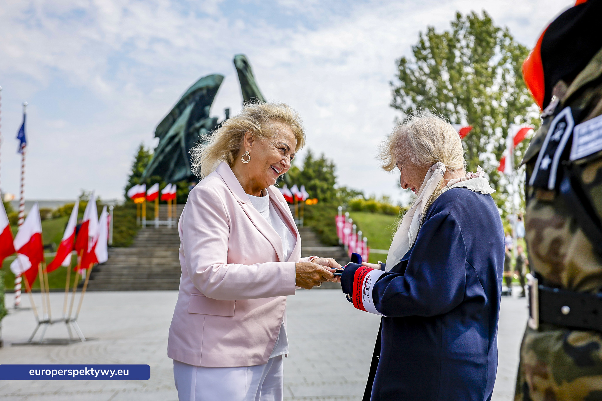 Europerspektywy-197 Europerspektywy Wojewódzkie Obchody Święta Wojska Polskiego w Katowicach – defilada, apel i piknik militarny