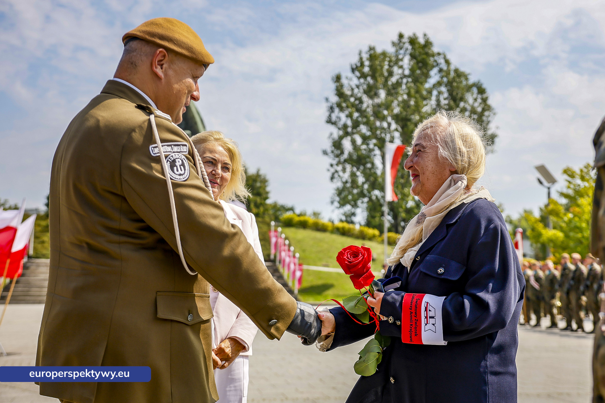 Europerspektywy-199 Europerspektywy Wojewódzkie Obchody Święta Wojska Polskiego w Katowicach – defilada, apel i piknik militarny