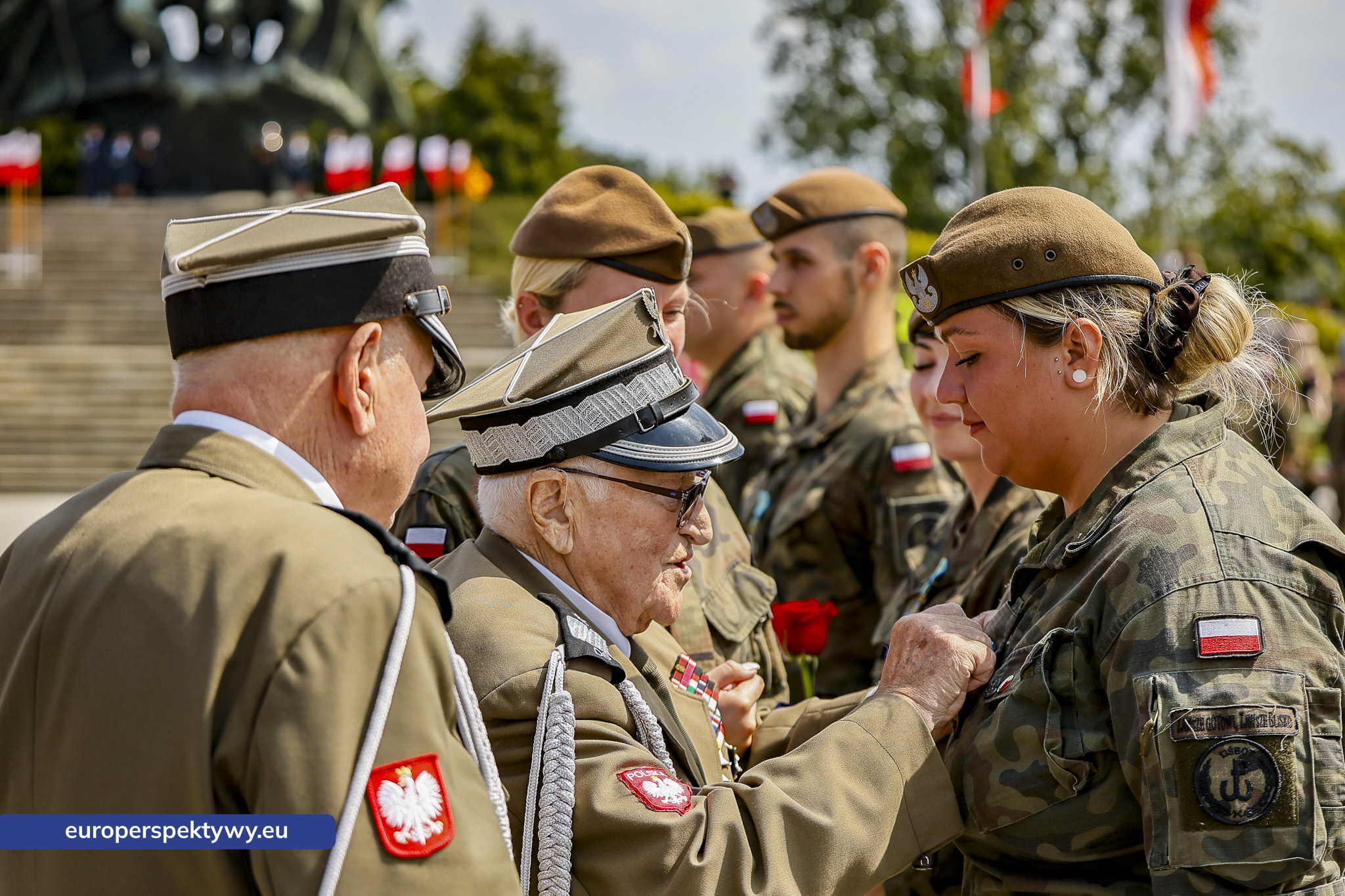 Europerspektywy-209 Europerspektywy Wojewódzkie Obchody Święta Wojska Polskiego w Katowicach – defilada, apel i piknik militarny