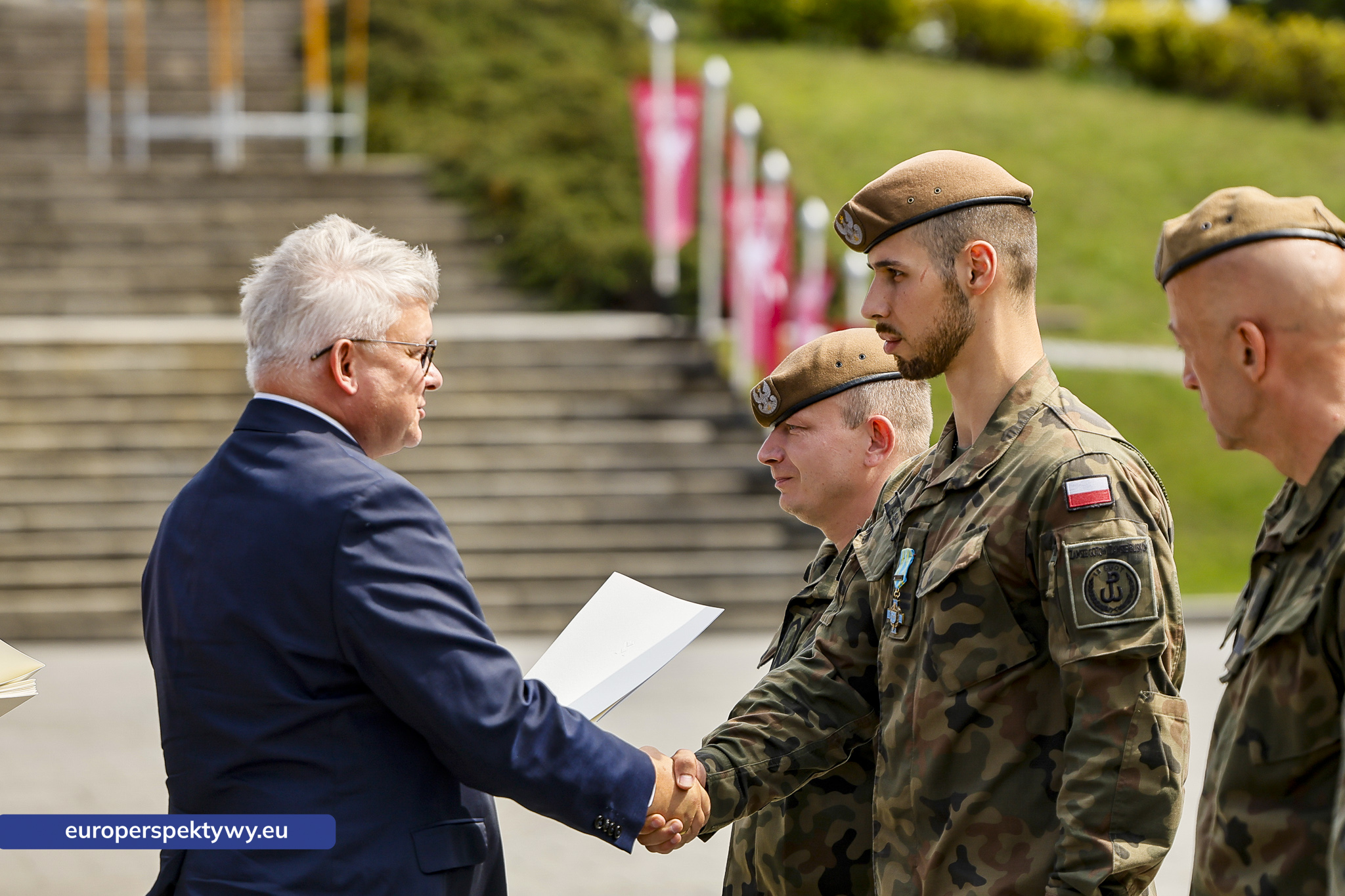 Europerspektywy-250 Europerspektywy Wojewódzkie Obchody Święta Wojska Polskiego w Katowicach – defilada, apel i piknik militarny