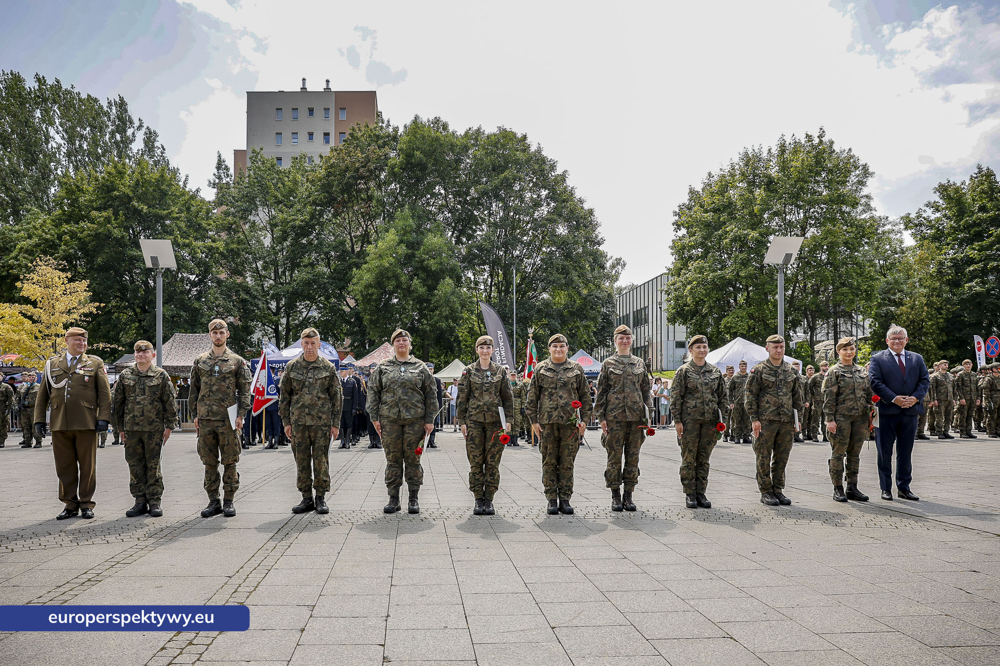 Europerspektywy-260 Europerspektywy Wojewódzkie Obchody Święta Wojska Polskiego w Katowicach – defilada, apel i piknik militarny