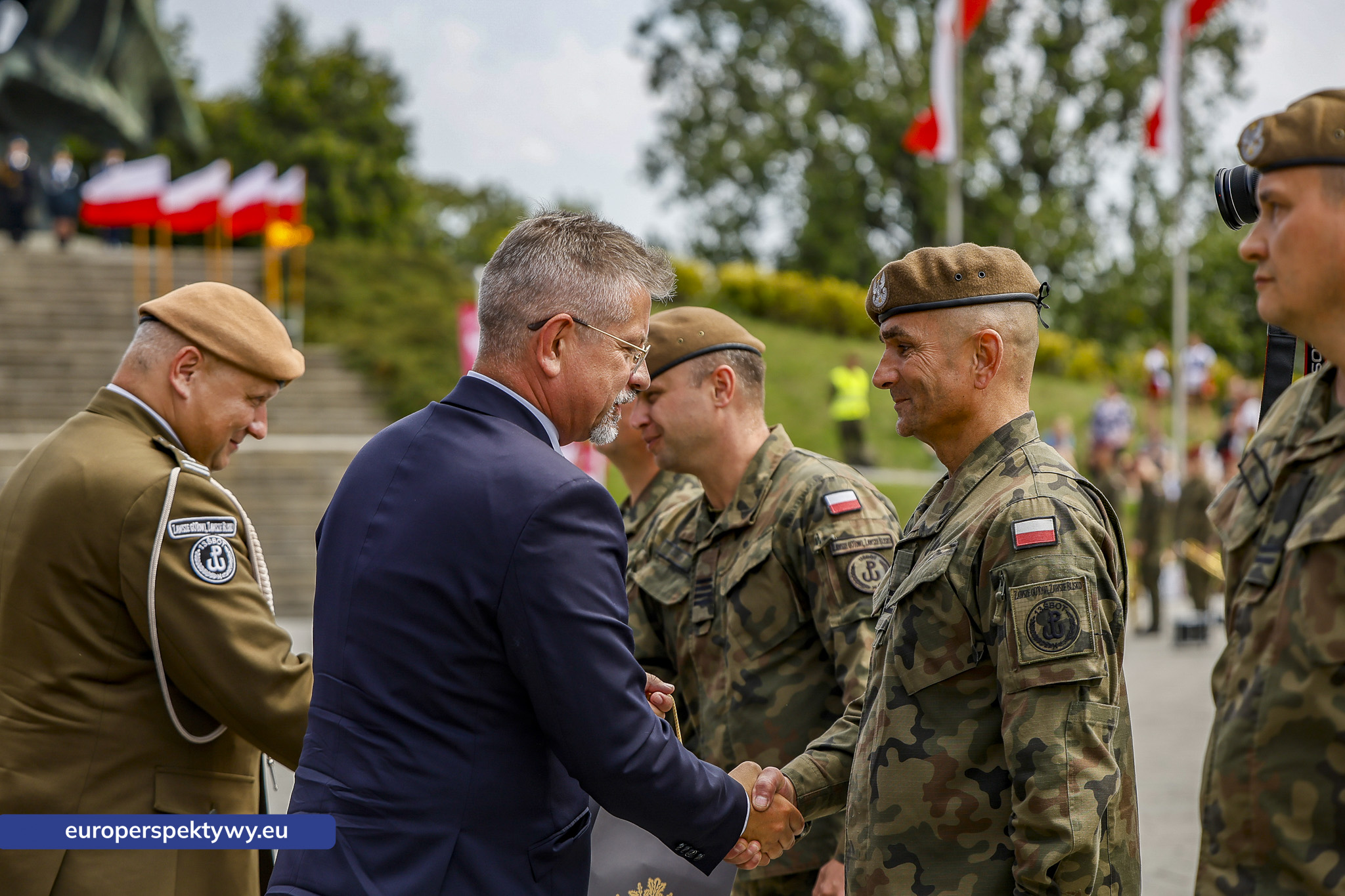 Europerspektywy-265 Europerspektywy Wojewódzkie Obchody Święta Wojska Polskiego w Katowicach – defilada, apel i piknik militarny