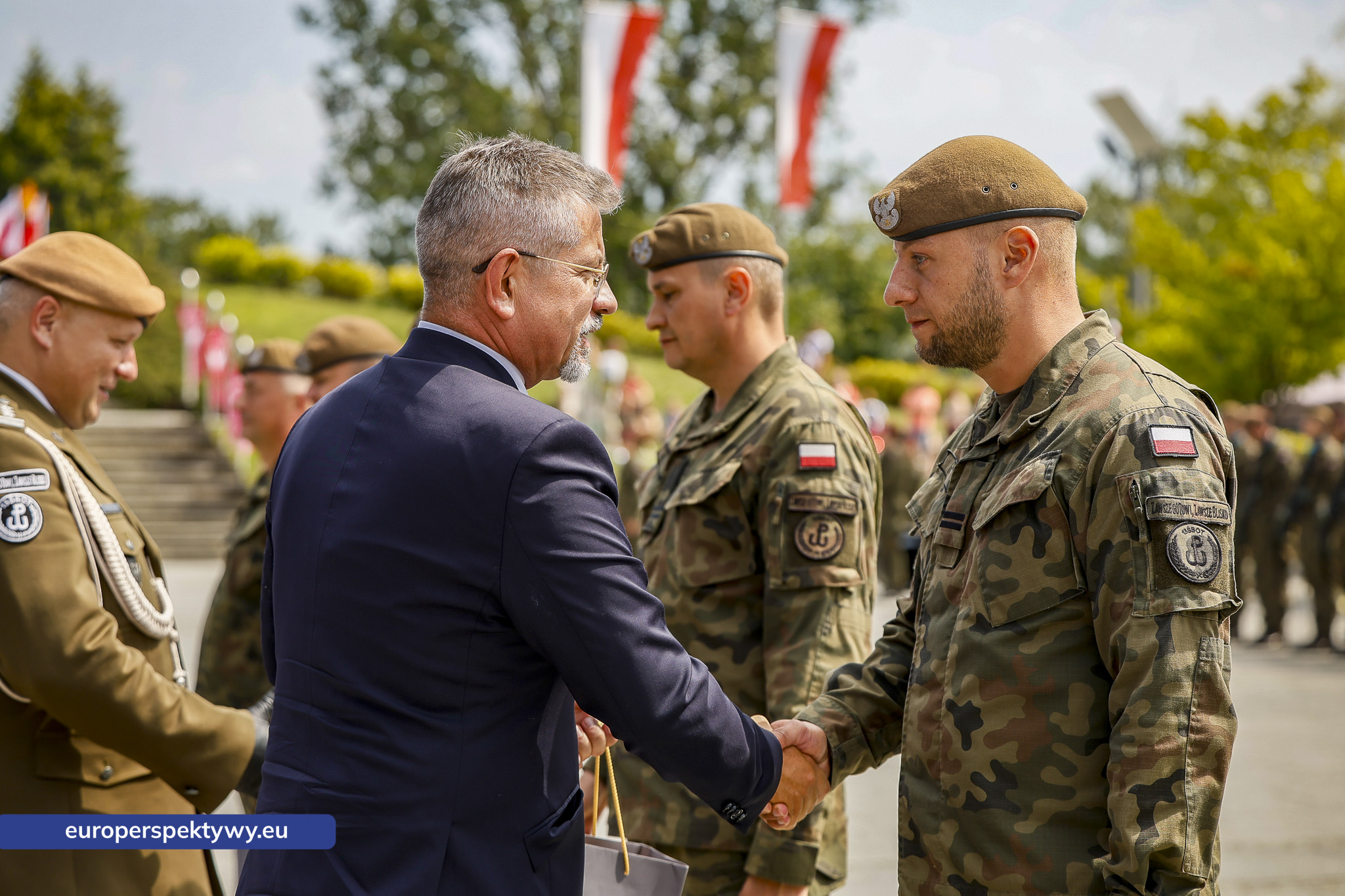 Europerspektywy-267 Europerspektywy Wojewódzkie Obchody Święta Wojska Polskiego w Katowicach – defilada, apel i piknik militarny