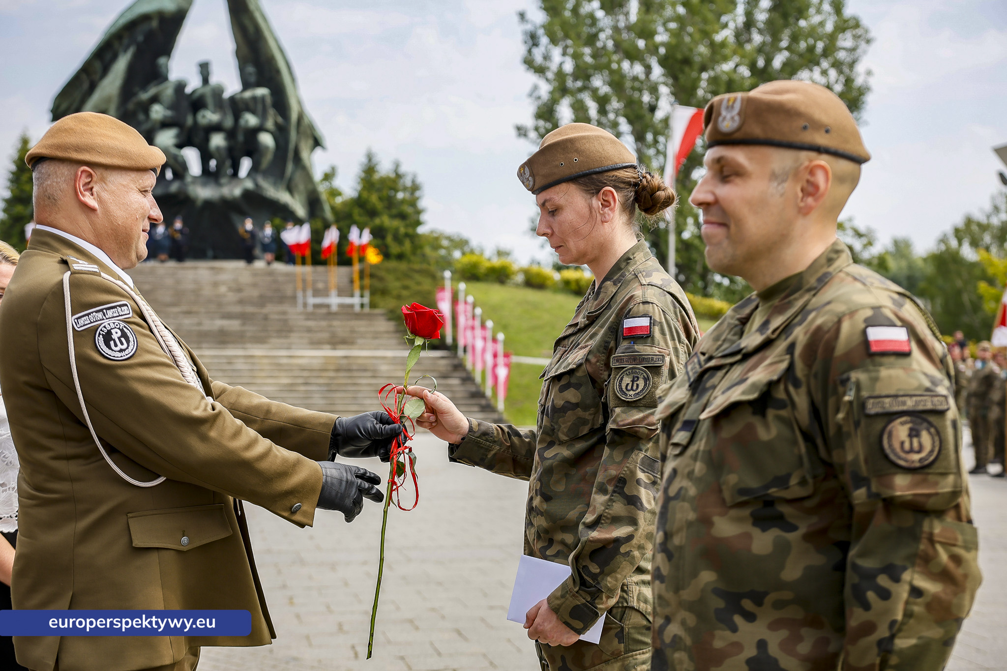 Europerspektywy-274 Europerspektywy Wojewódzkie Obchody Święta Wojska Polskiego w Katowicach – defilada, apel i piknik militarny