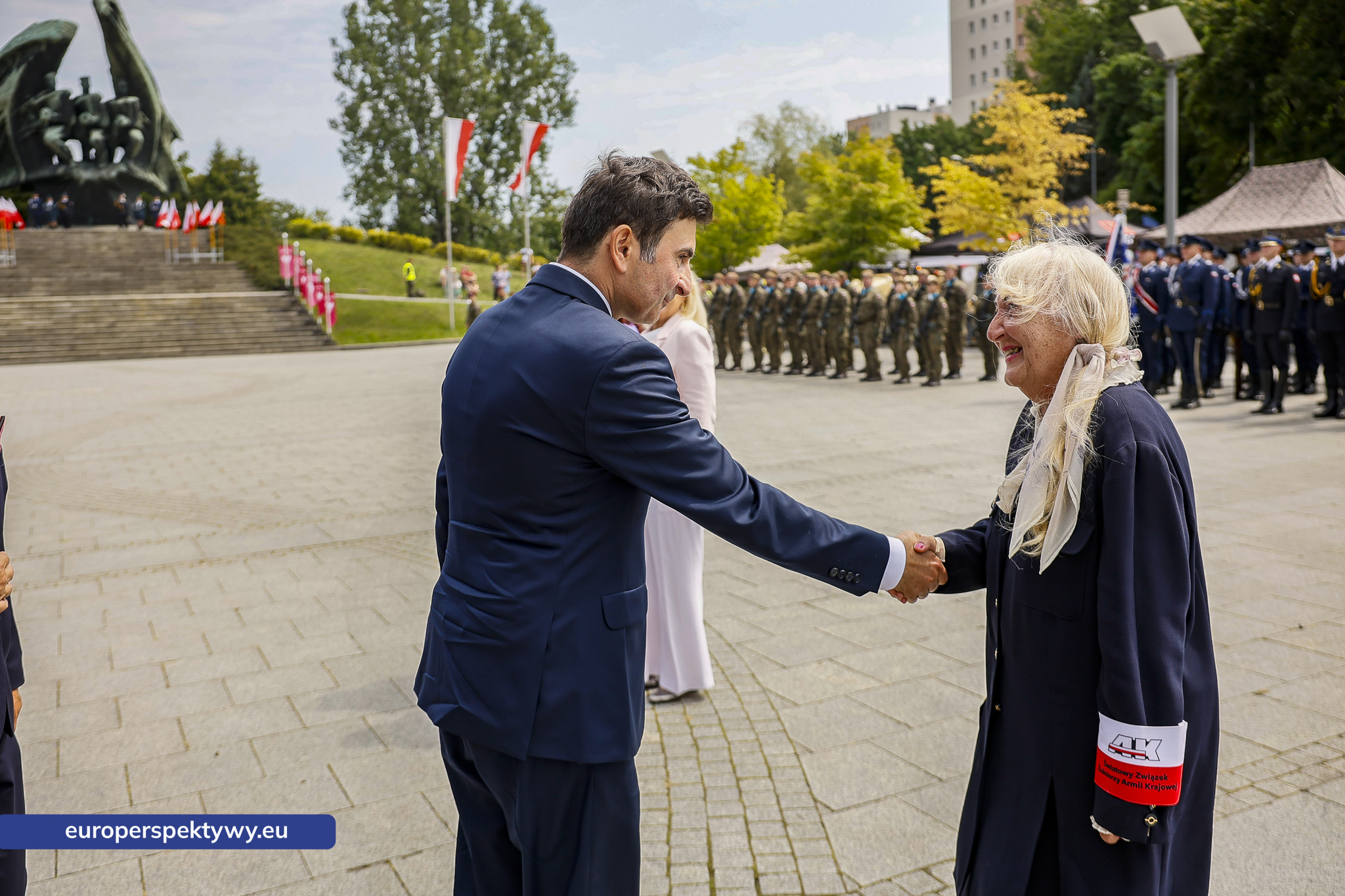 Europerspektywy-277 Europerspektywy Wojewódzkie Obchody Święta Wojska Polskiego w Katowicach – defilada, apel i piknik militarny