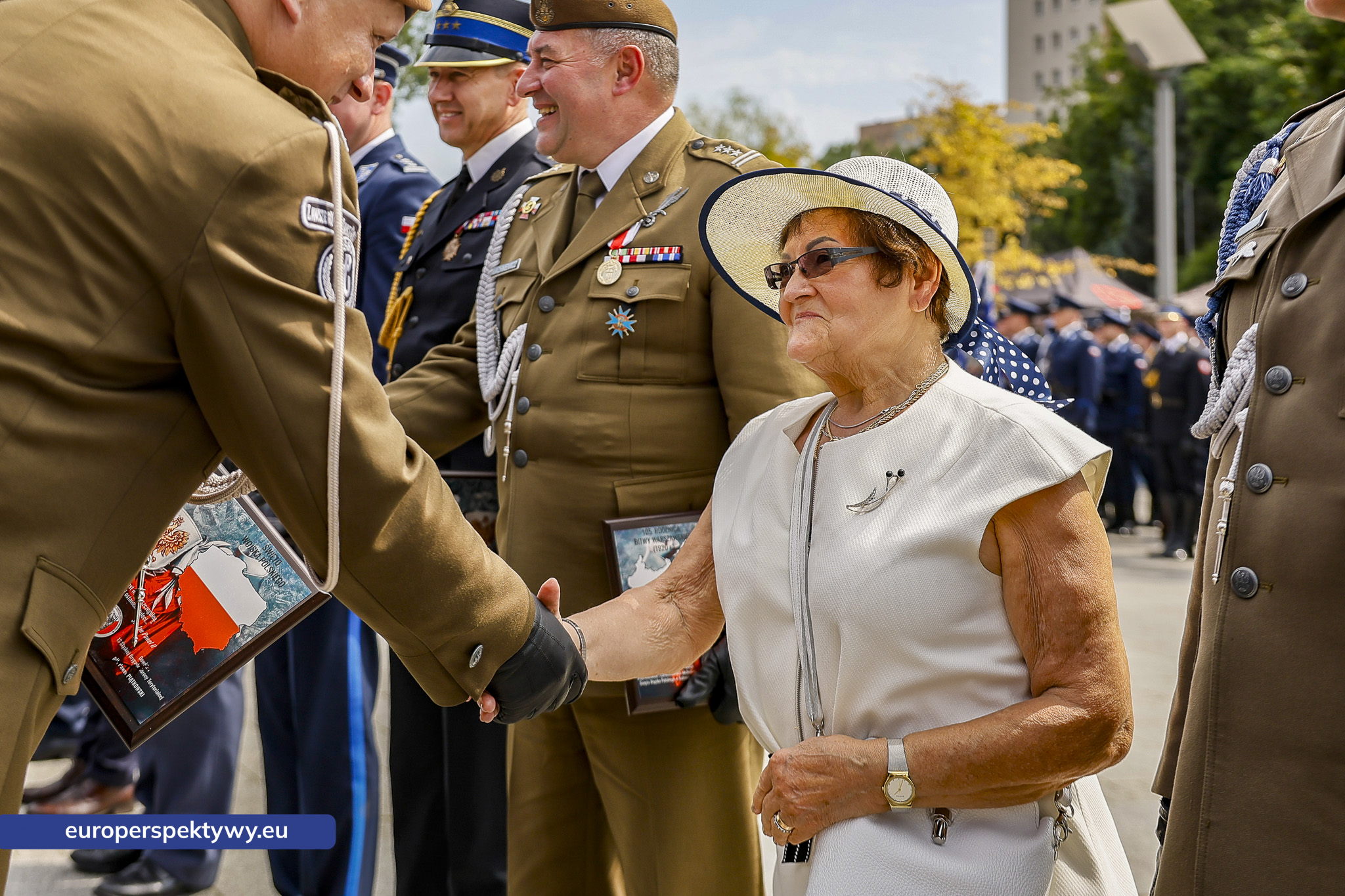 Europerspektywy-291 Europerspektywy Wojewódzkie Obchody Święta Wojska Polskiego w Katowicach – defilada, apel i piknik militarny