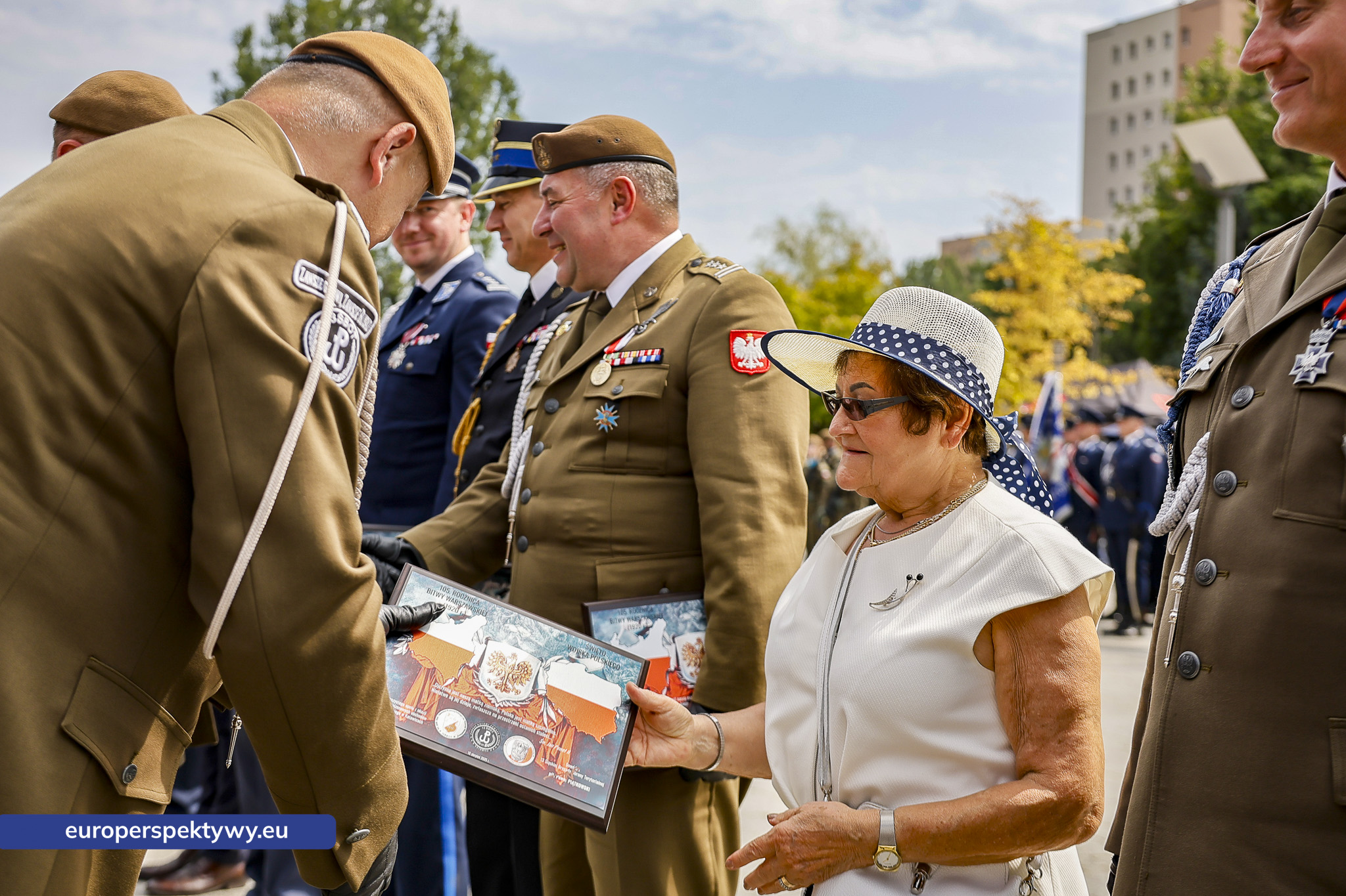 Europerspektywy-292 Europerspektywy Wojewódzkie Obchody Święta Wojska Polskiego w Katowicach – defilada, apel i piknik militarny
