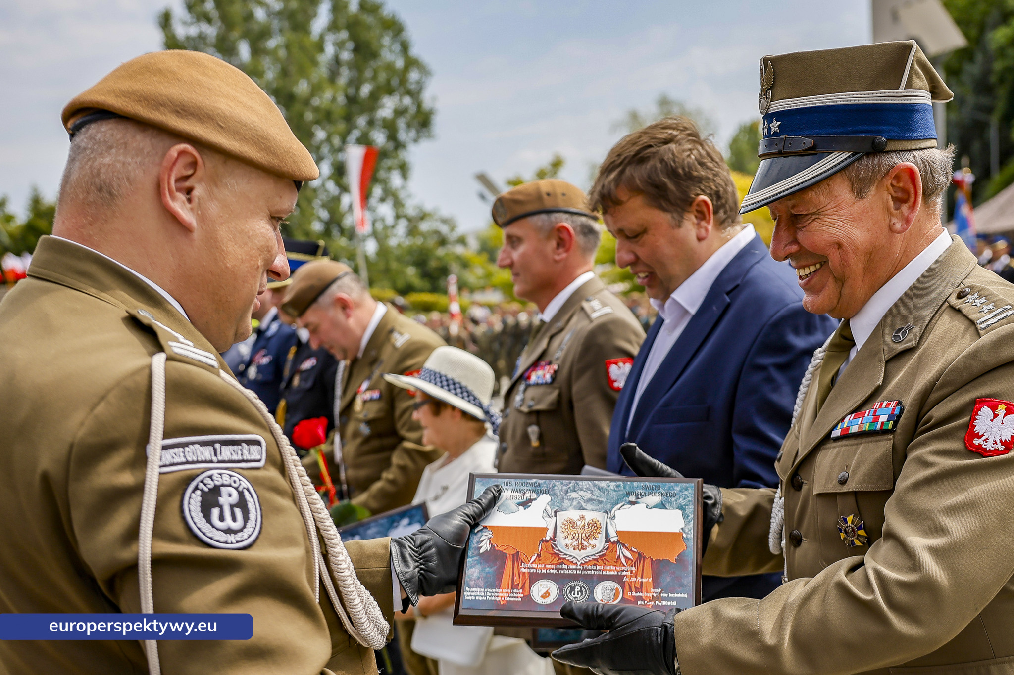 Europerspektywy-295 Europerspektywy Wojewódzkie Obchody Święta Wojska Polskiego w Katowicach – defilada, apel i piknik militarny