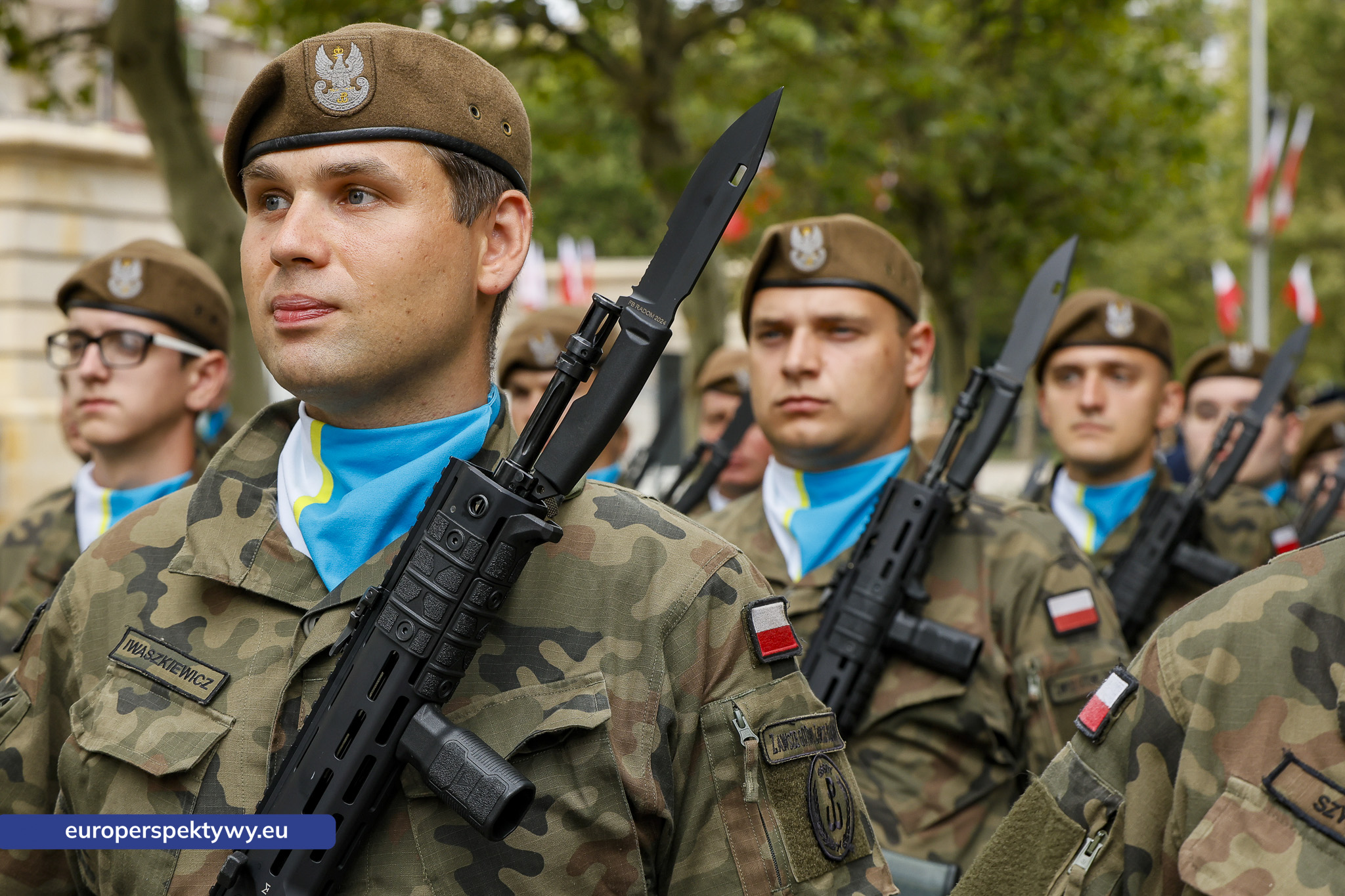 Europerspektywy-30 Europerspektywy Wojewódzkie Obchody Święta Wojska Polskiego w Katowicach – defilada, apel i piknik militarny