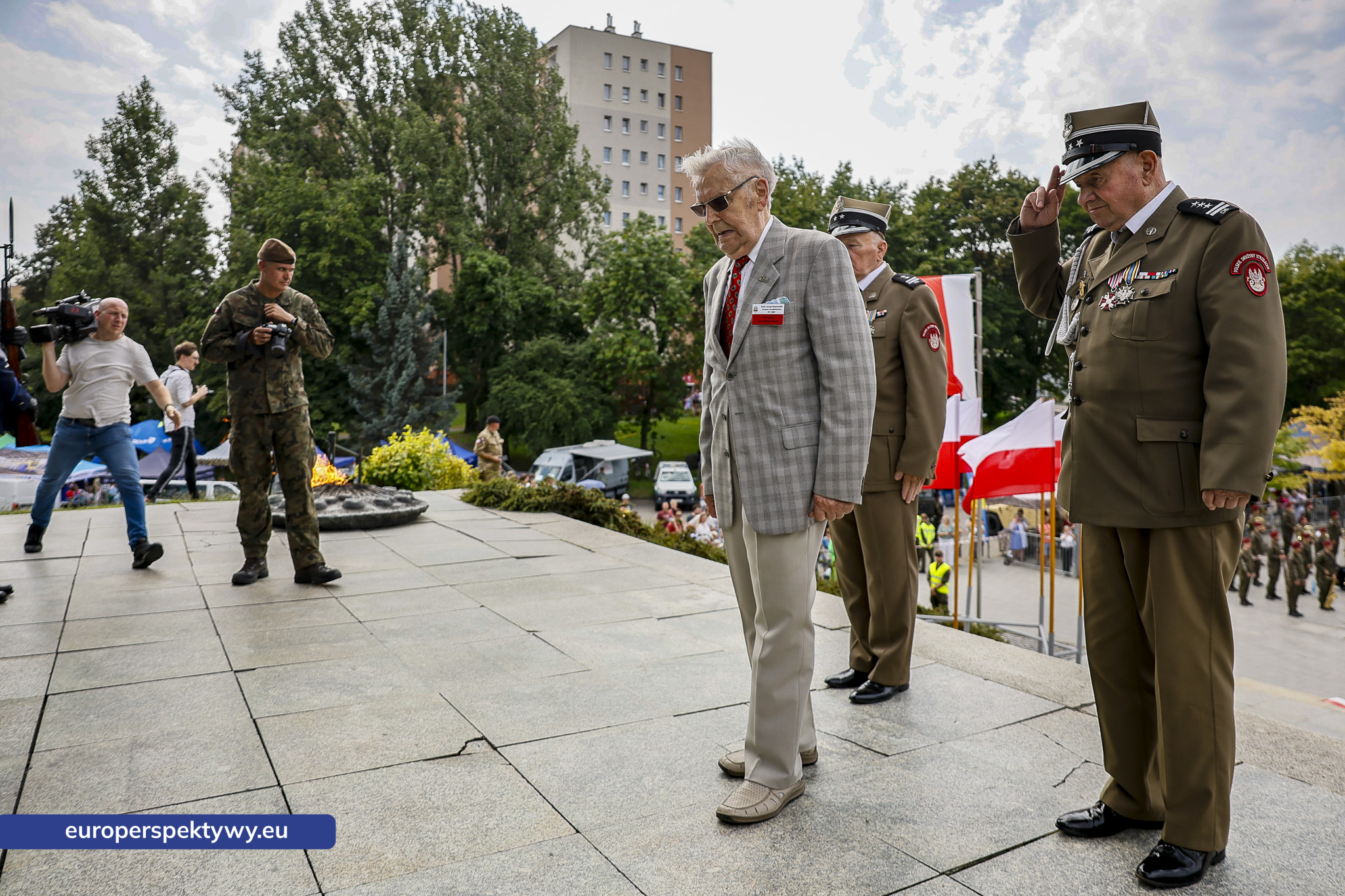 Europerspektywy-328 Europerspektywy Wojewódzkie Obchody Święta Wojska Polskiego w Katowicach – defilada, apel i piknik militarny