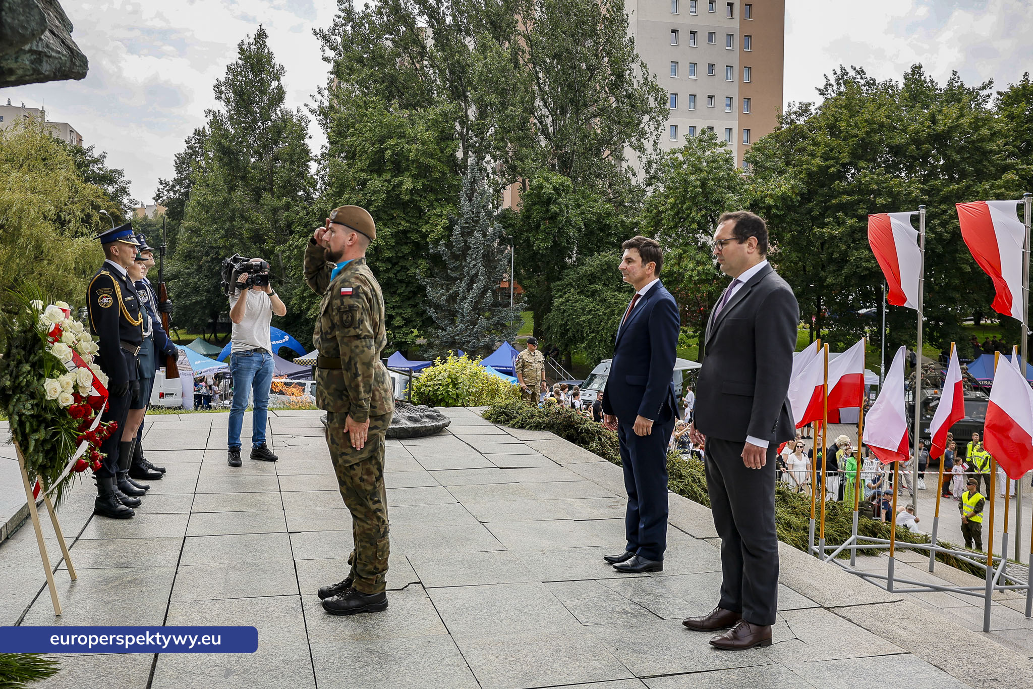 Europerspektywy-334 Europerspektywy Wojewódzkie Obchody Święta Wojska Polskiego w Katowicach – defilada, apel i piknik militarny