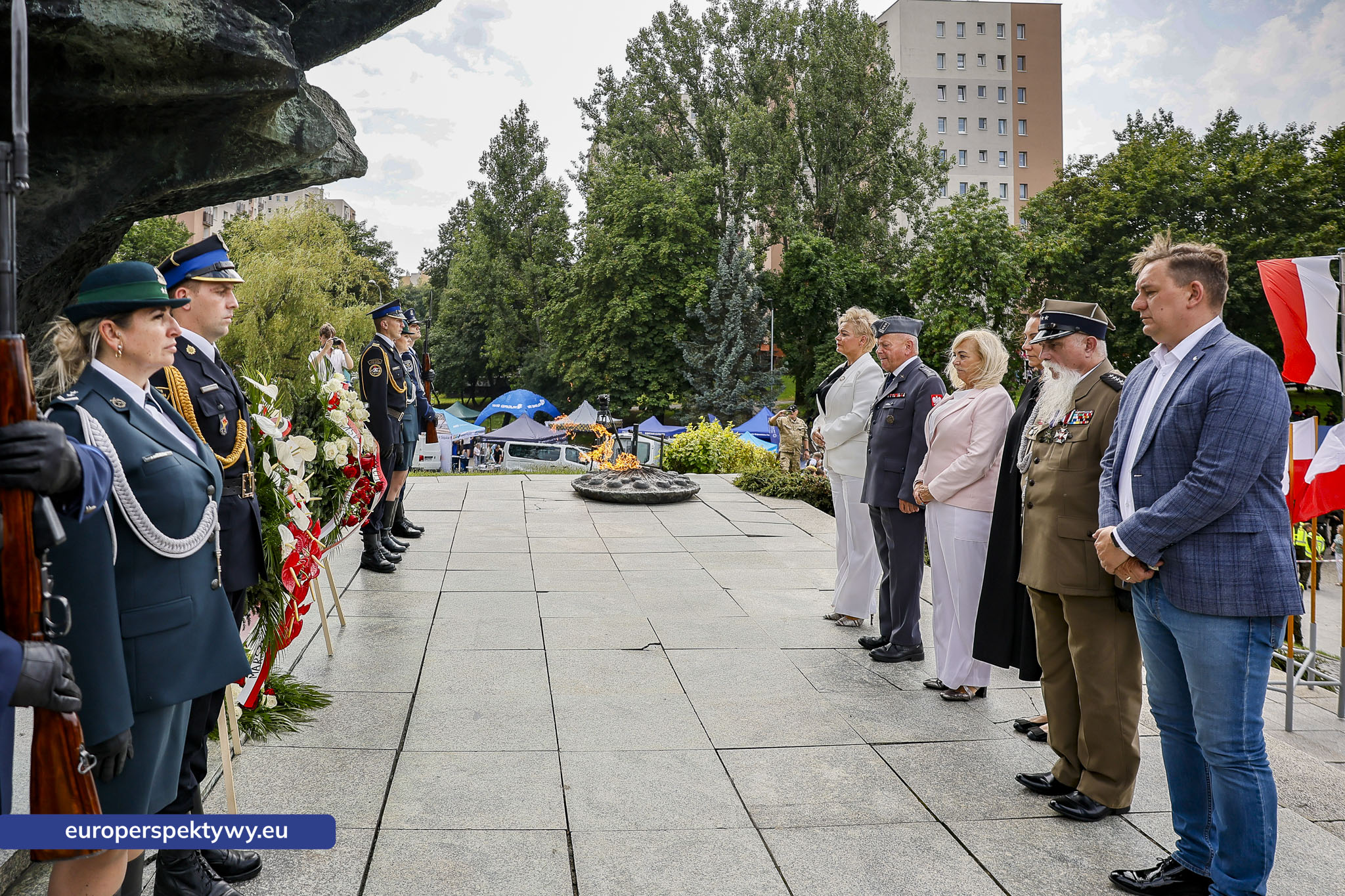 Europerspektywy-340 Europerspektywy Wojewódzkie Obchody Święta Wojska Polskiego w Katowicach – defilada, apel i piknik militarny