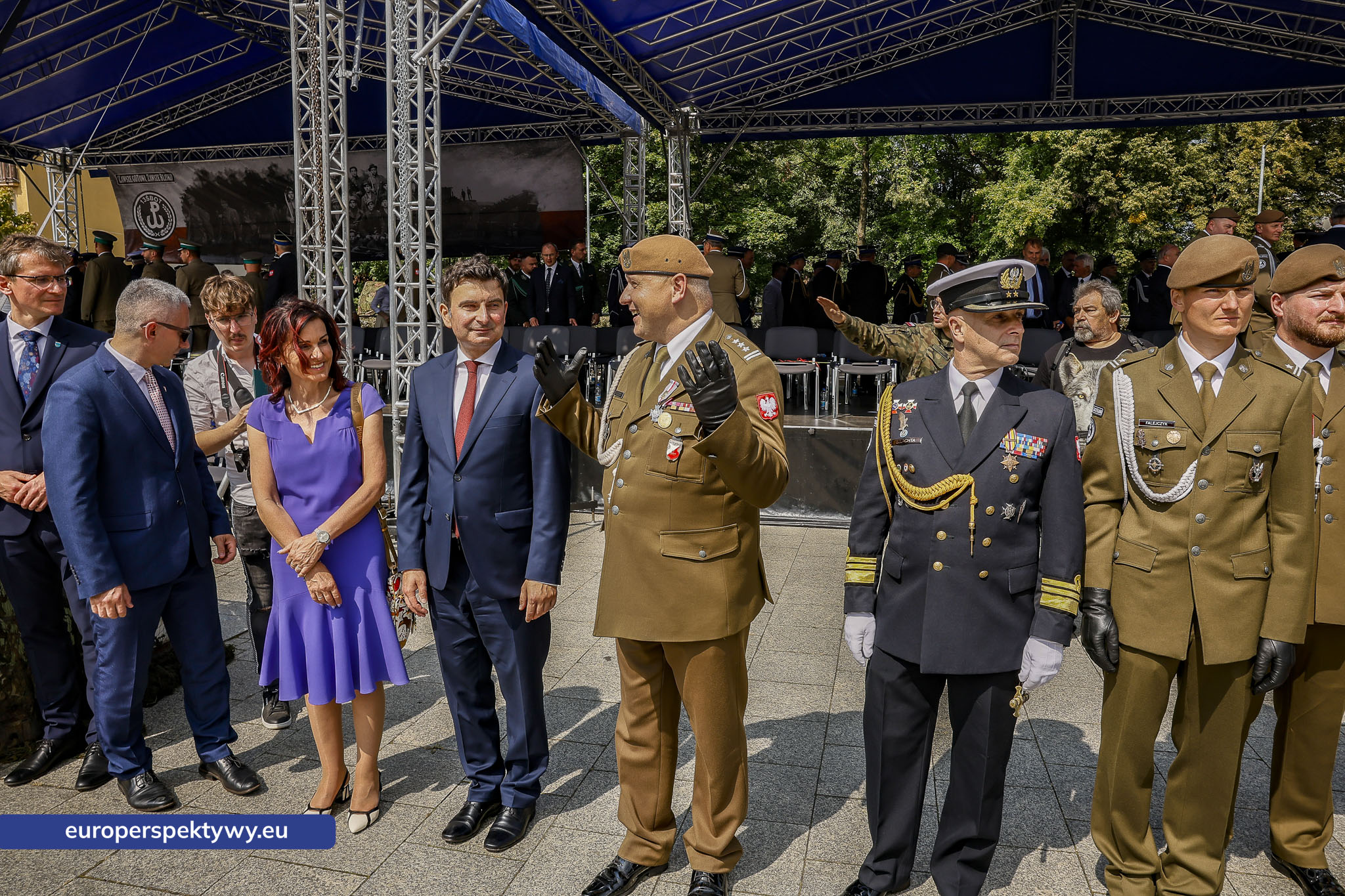Europerspektywy-373 Europerspektywy Wojewódzkie Obchody Święta Wojska Polskiego w Katowicach – defilada, apel i piknik militarny