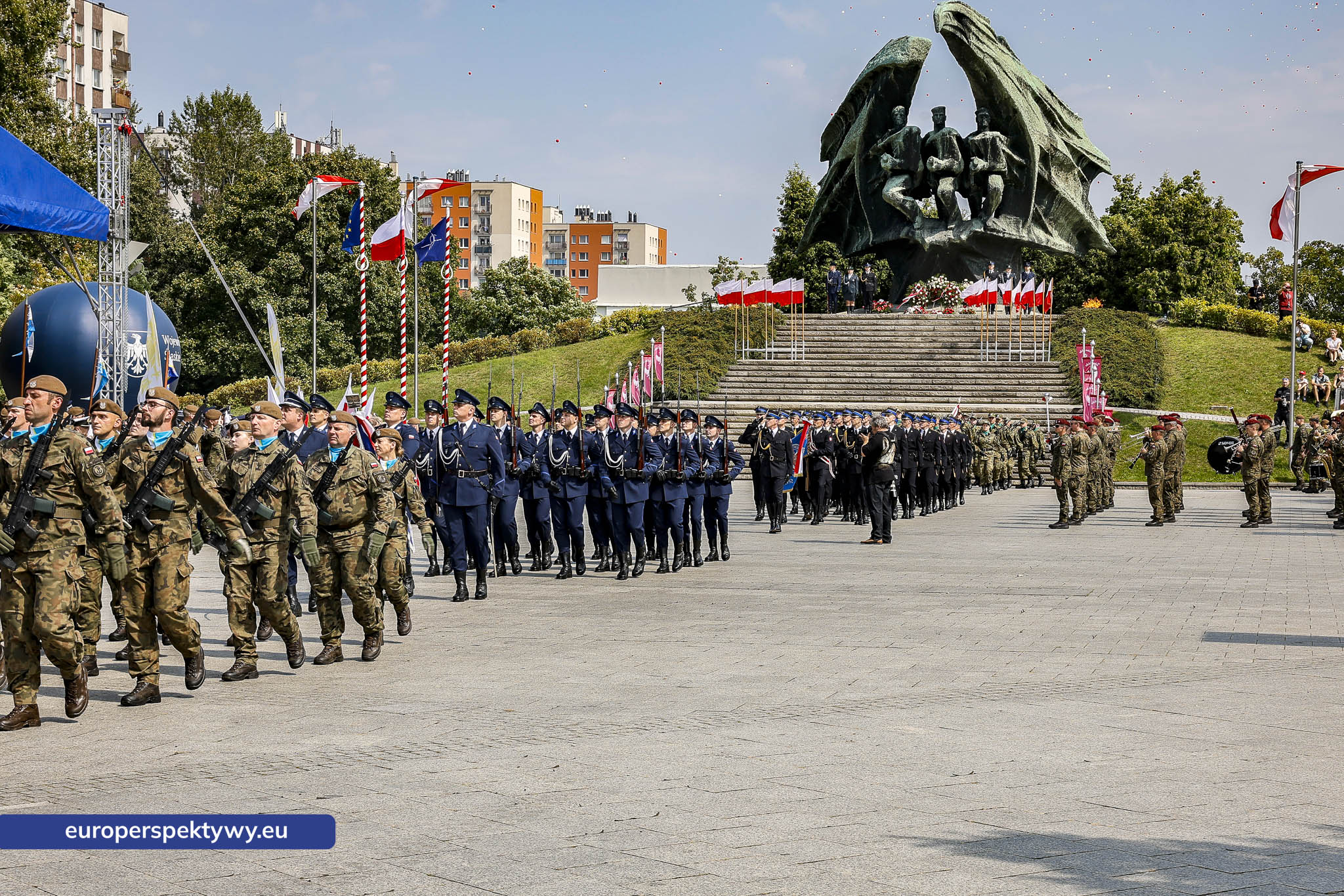 Europerspektywy-391 Europerspektywy Wojewódzkie Obchody Święta Wojska Polskiego w Katowicach – defilada, apel i piknik militarny
