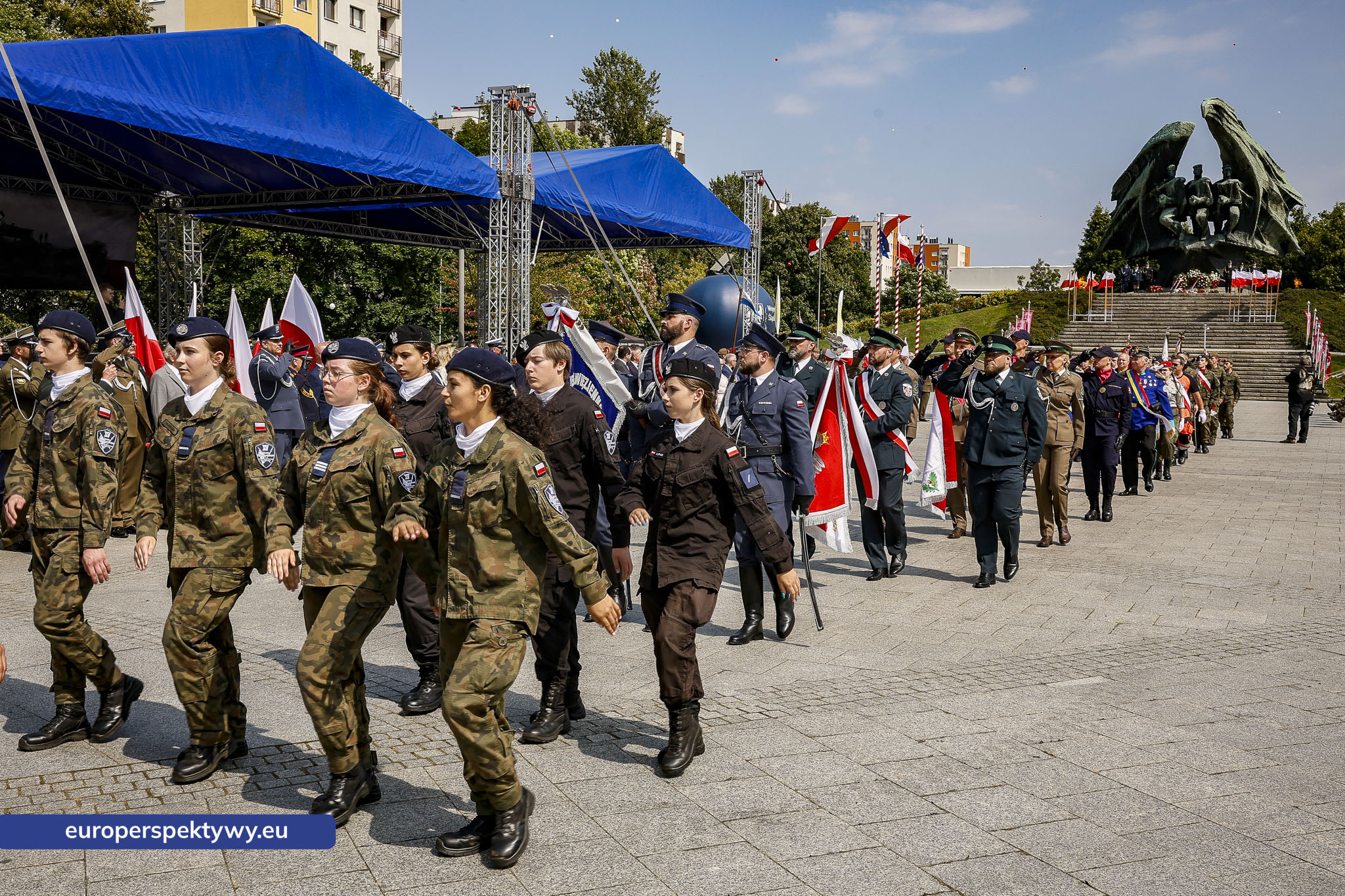 Europerspektywy-397 Europerspektywy Wojewódzkie Obchody Święta Wojska Polskiego w Katowicach – defilada, apel i piknik militarny