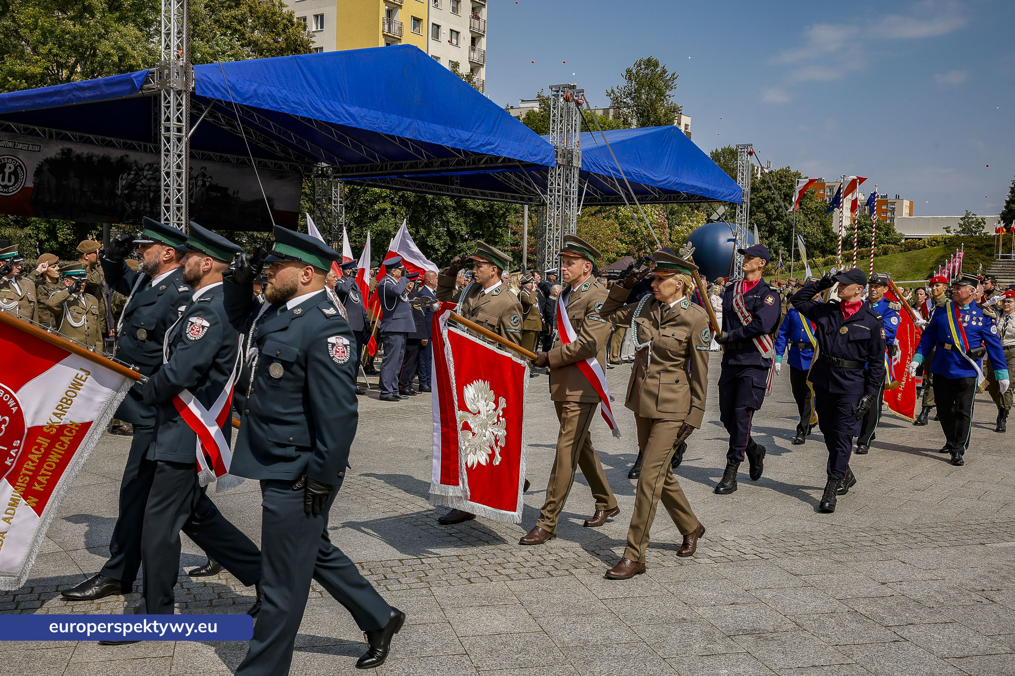 Europerspektywy-399 Europerspektywy Wojewódzkie Obchody Święta Wojska Polskiego w Katowicach – defilada, apel i piknik militarny
