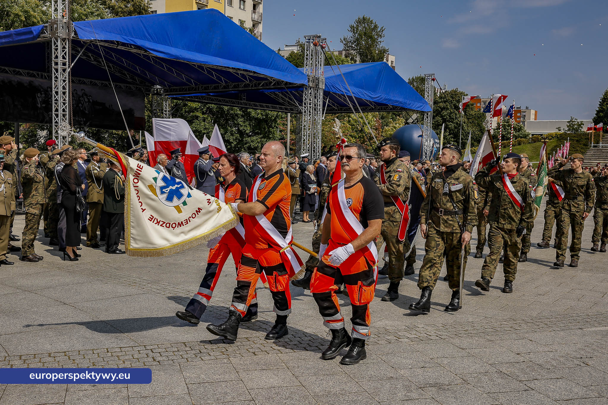 Europerspektywy-401 Europerspektywy Wojewódzkie Obchody Święta Wojska Polskiego w Katowicach – defilada, apel i piknik militarny
